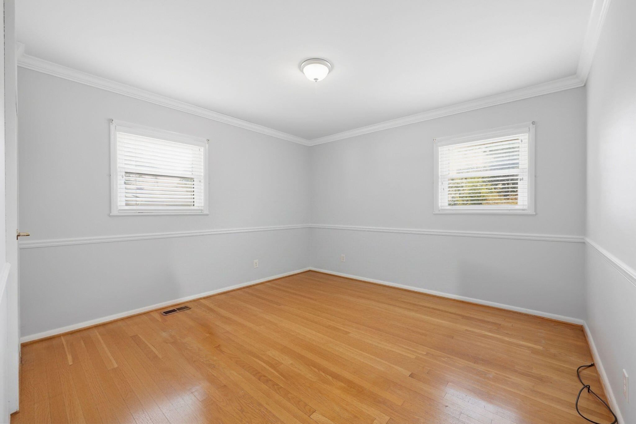 2412 Reims Road Property Photo 23