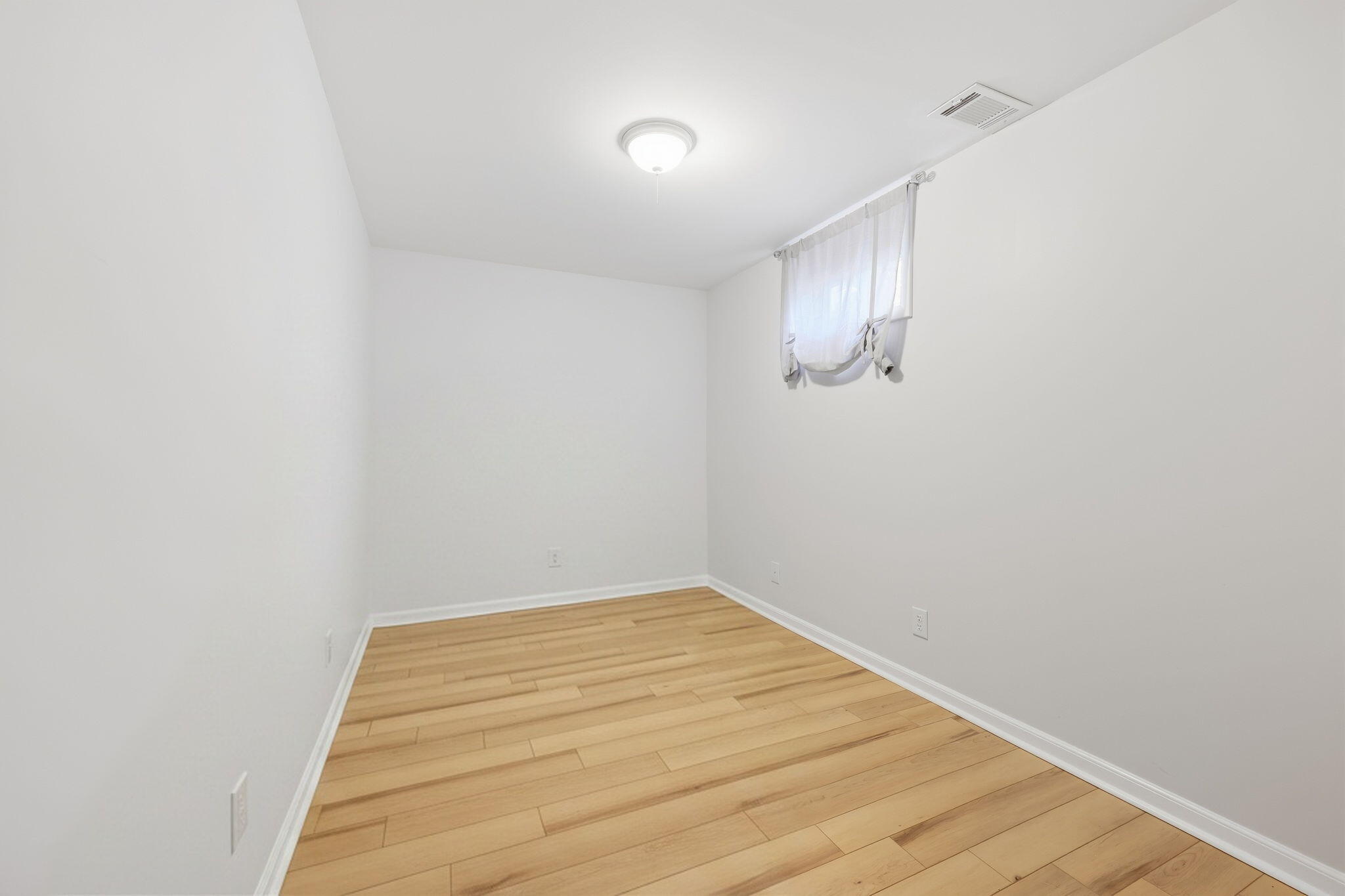 2412 Reims Road Property Photo 34
