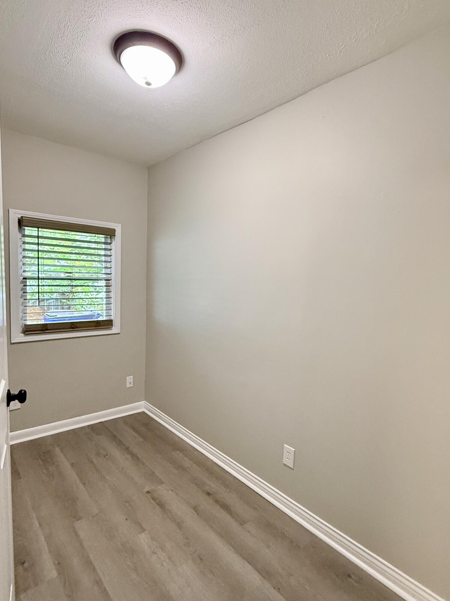 186 Eddie Street Property Photo 13