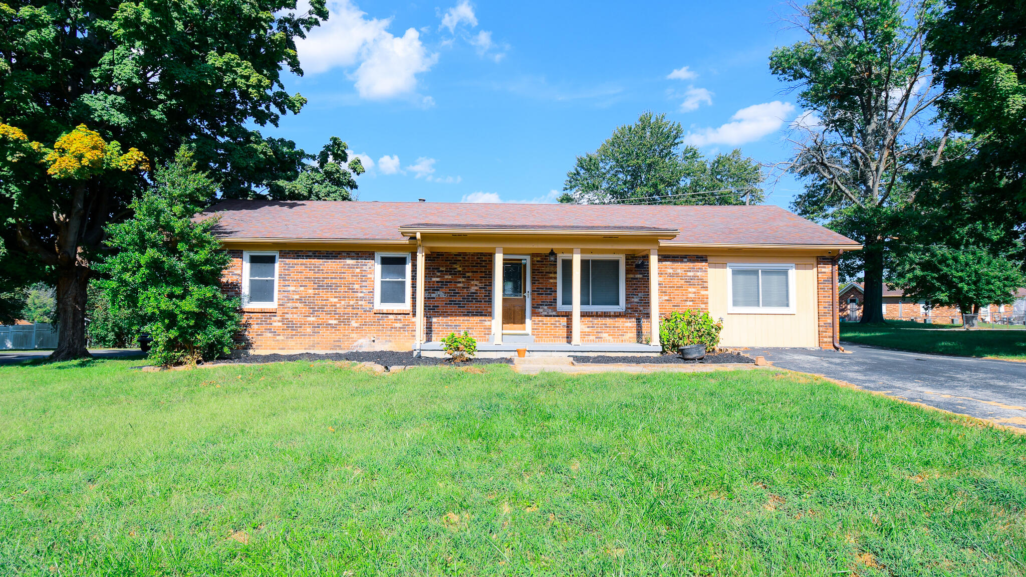 205 Sunset Drive Property Photo 4
