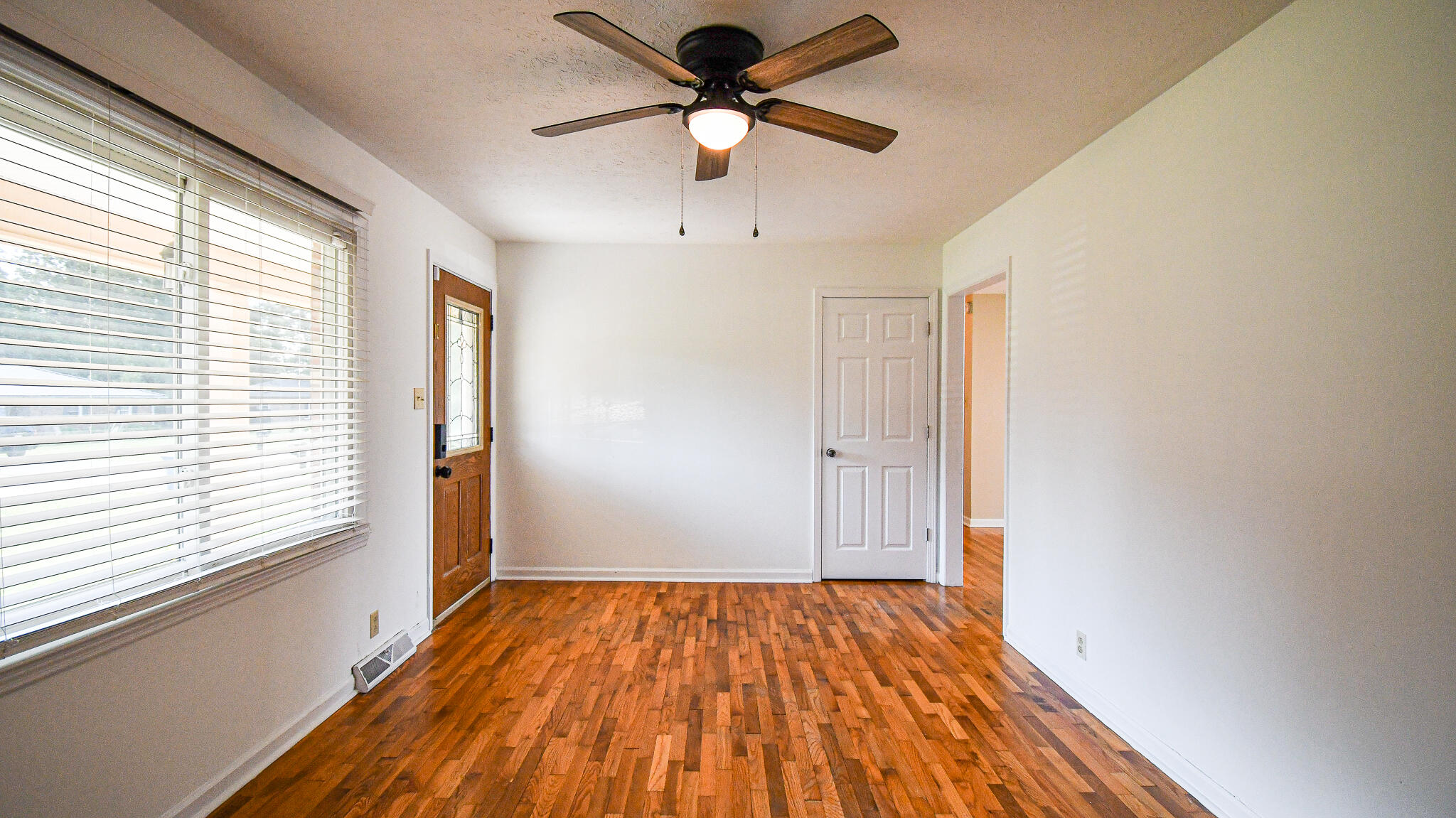 205 Sunset Drive Property Photo 8