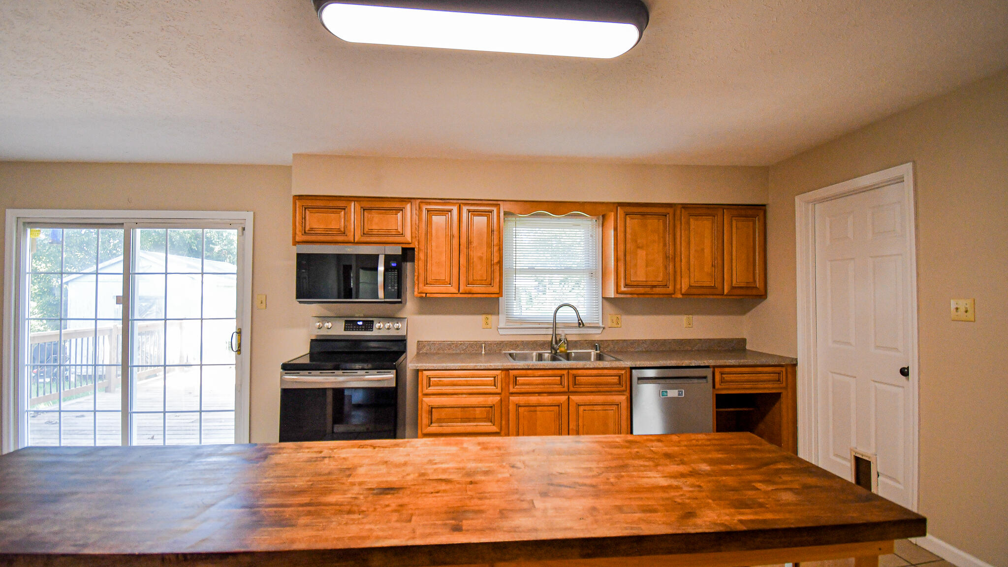 205 Sunset Drive Property Photo 10