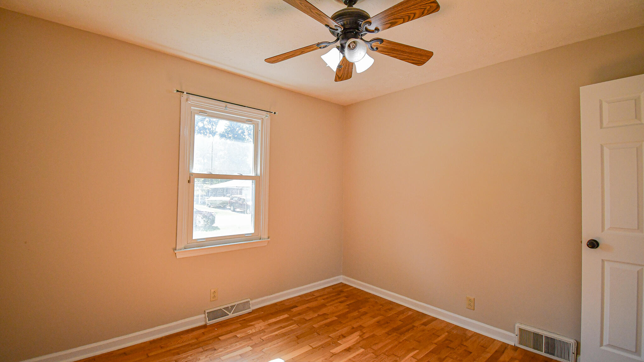 205 Sunset Drive Property Photo 34