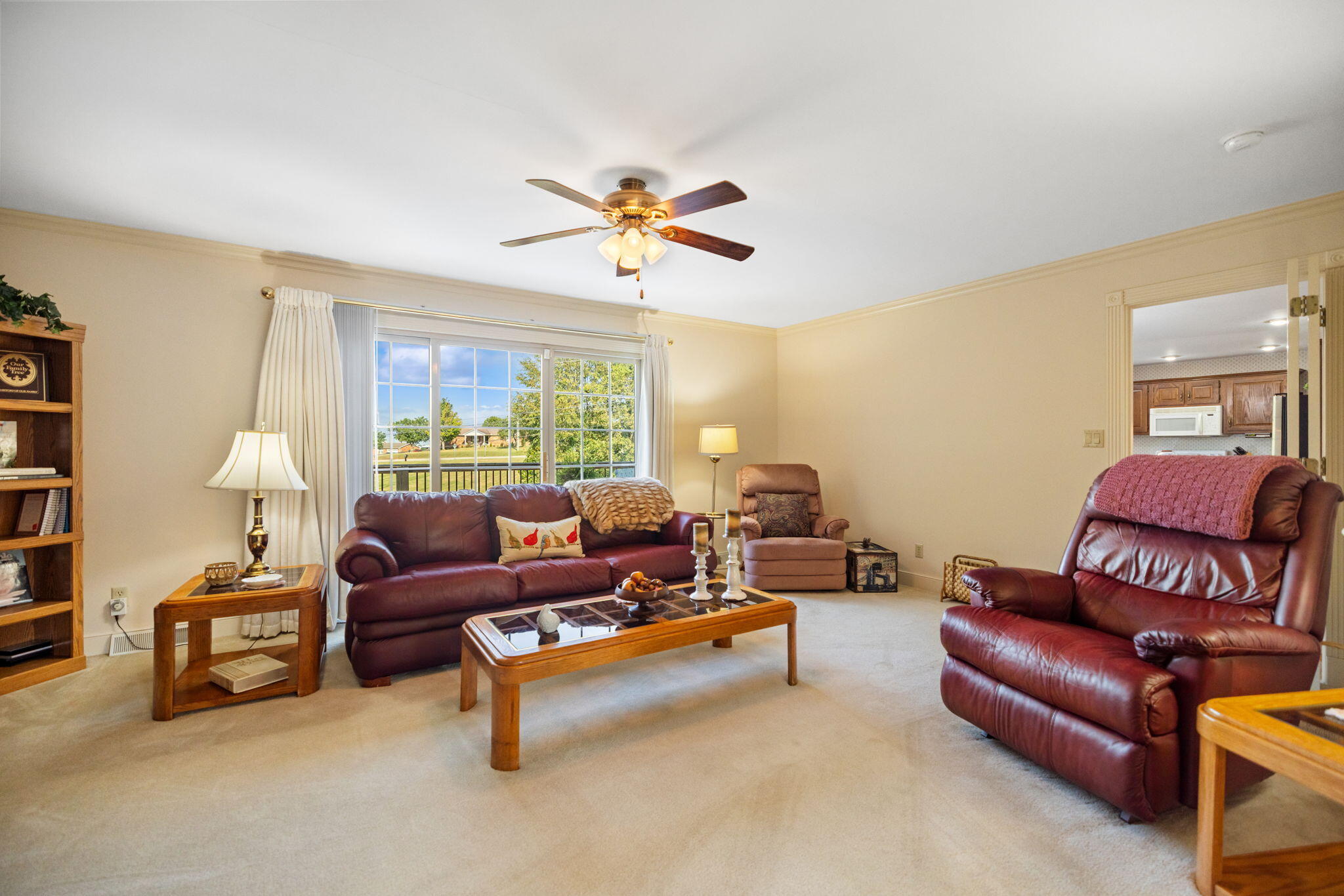 102 Old Pond Way Property Photo 10