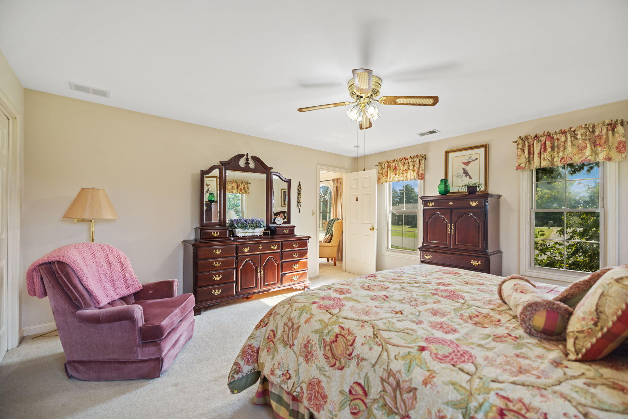102 Old Pond Way Property Photo 23