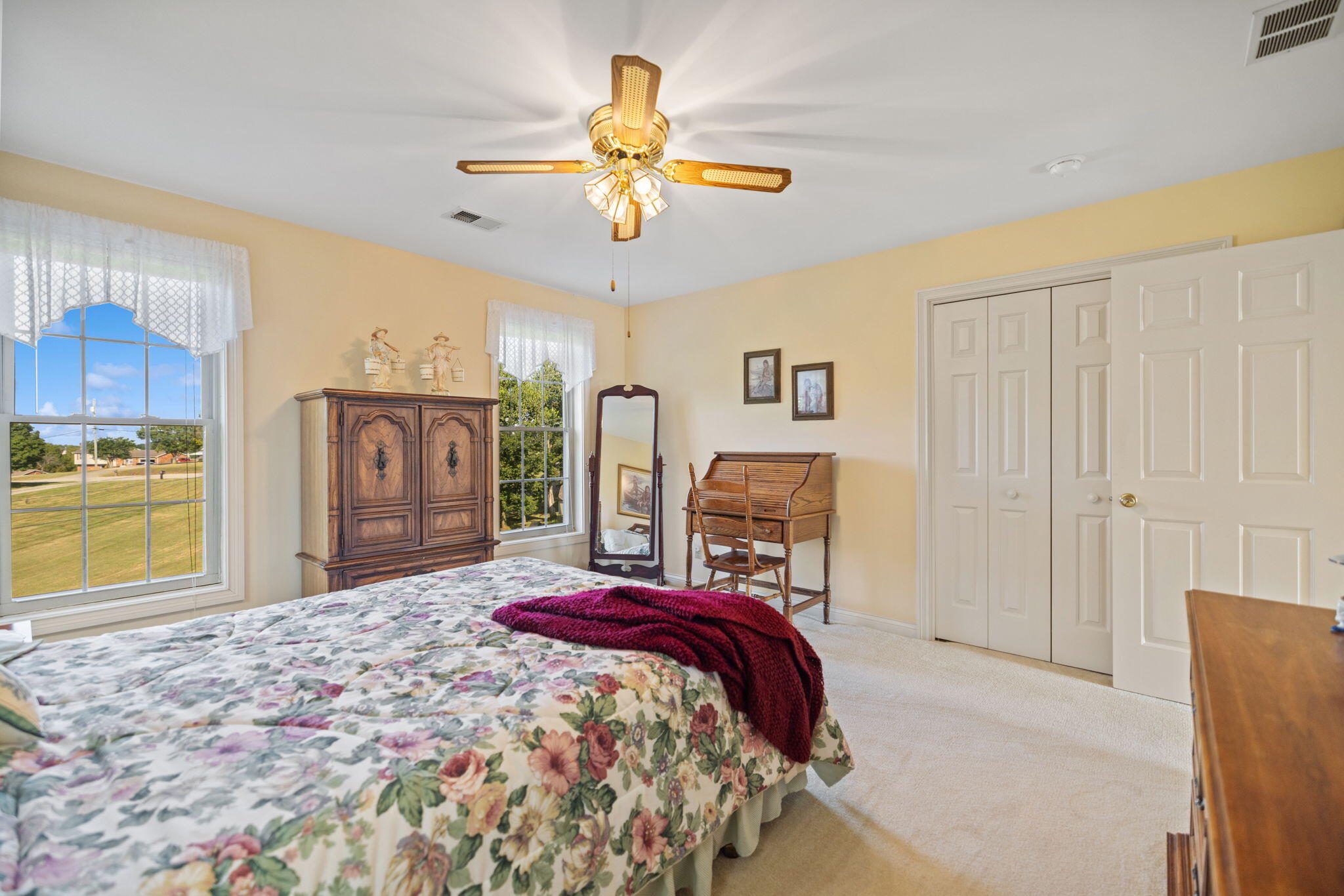 102 Old Pond Way Property Photo 34