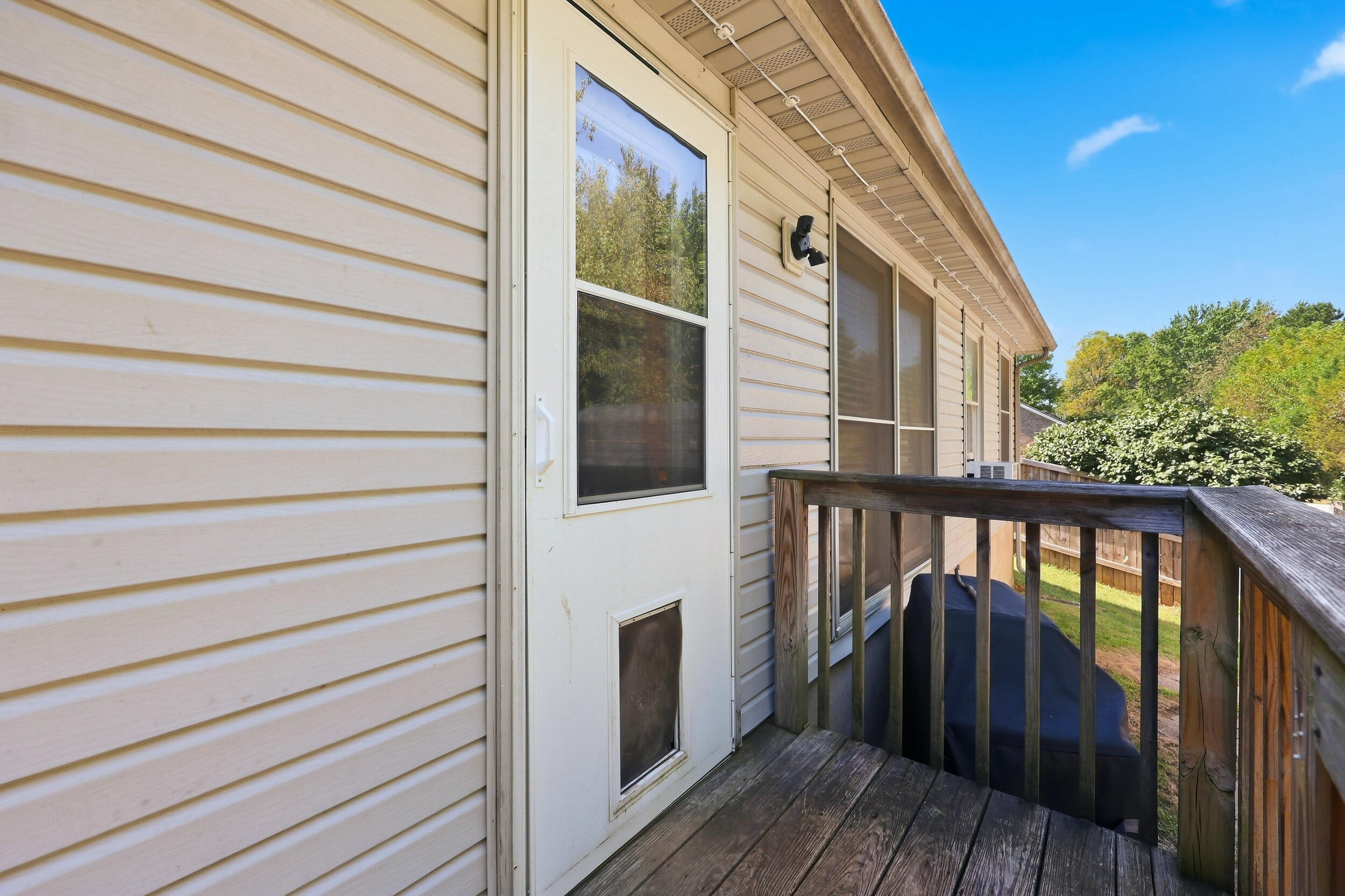 136 Hawthorne Drive Property Photo 38