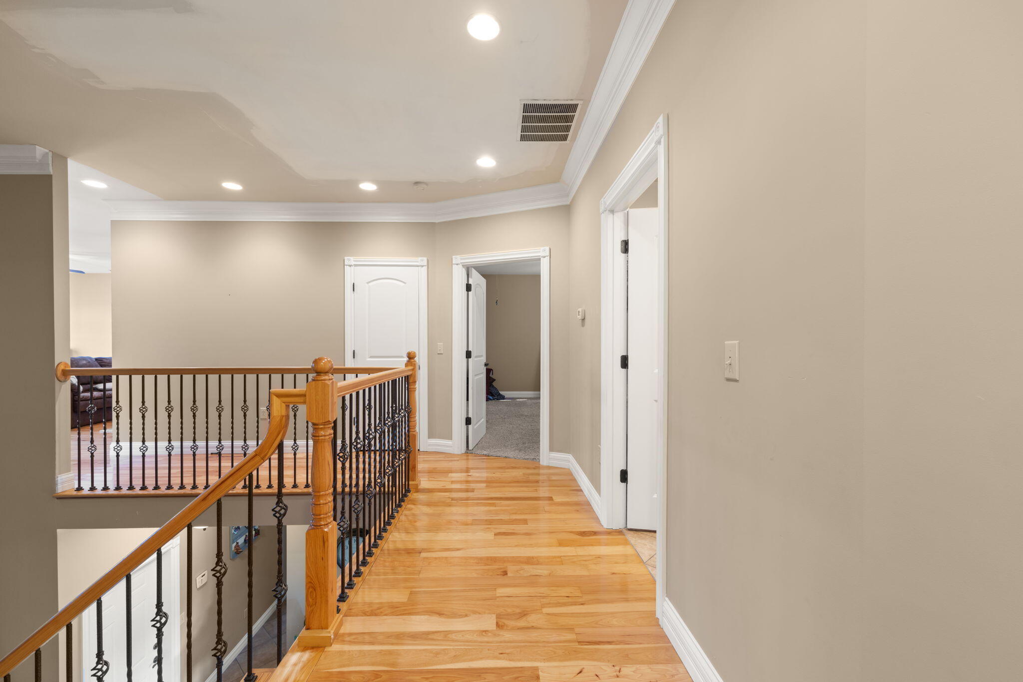 765 White Tail Run Property Photo 32