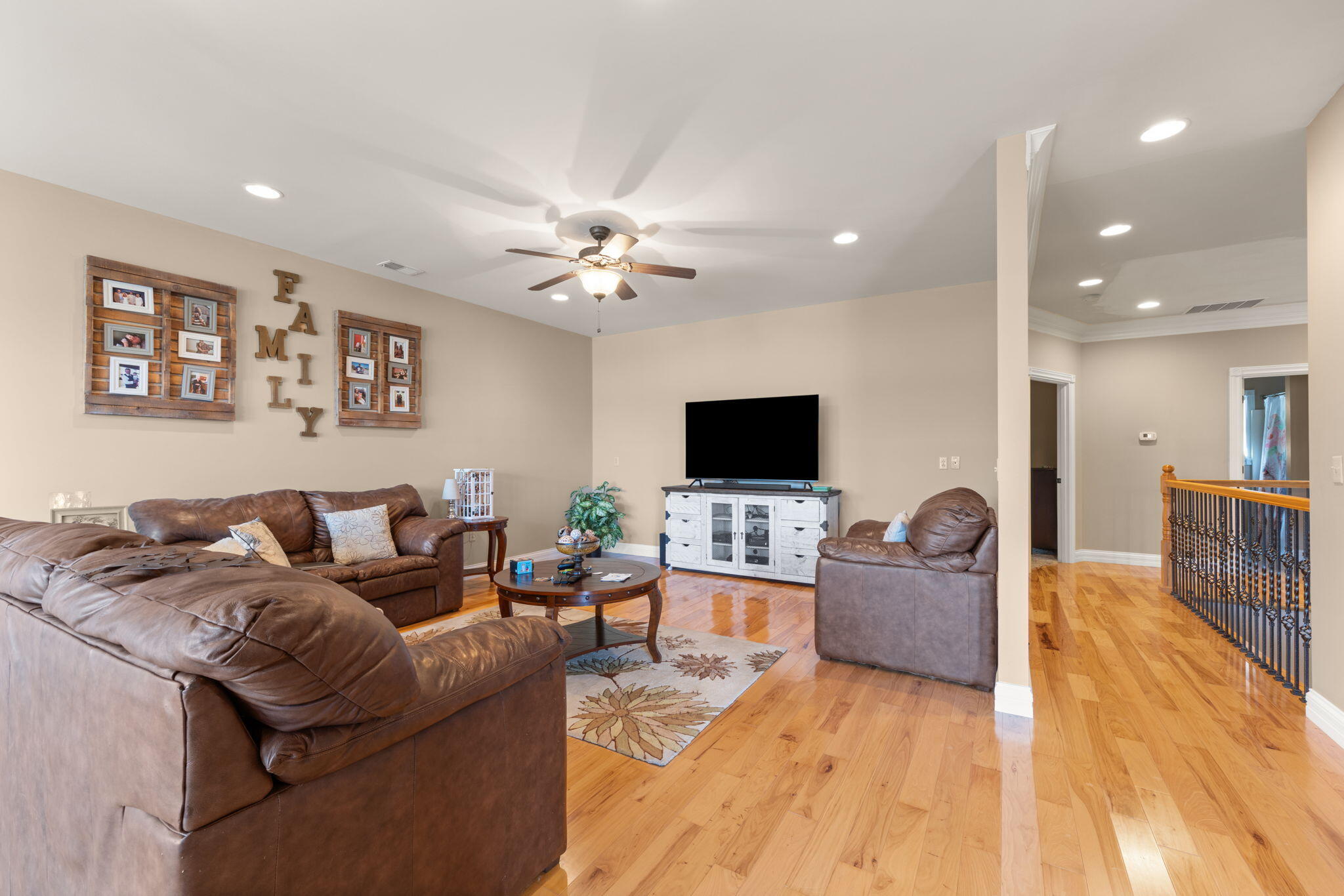 765 White Tail Run Property Photo 49