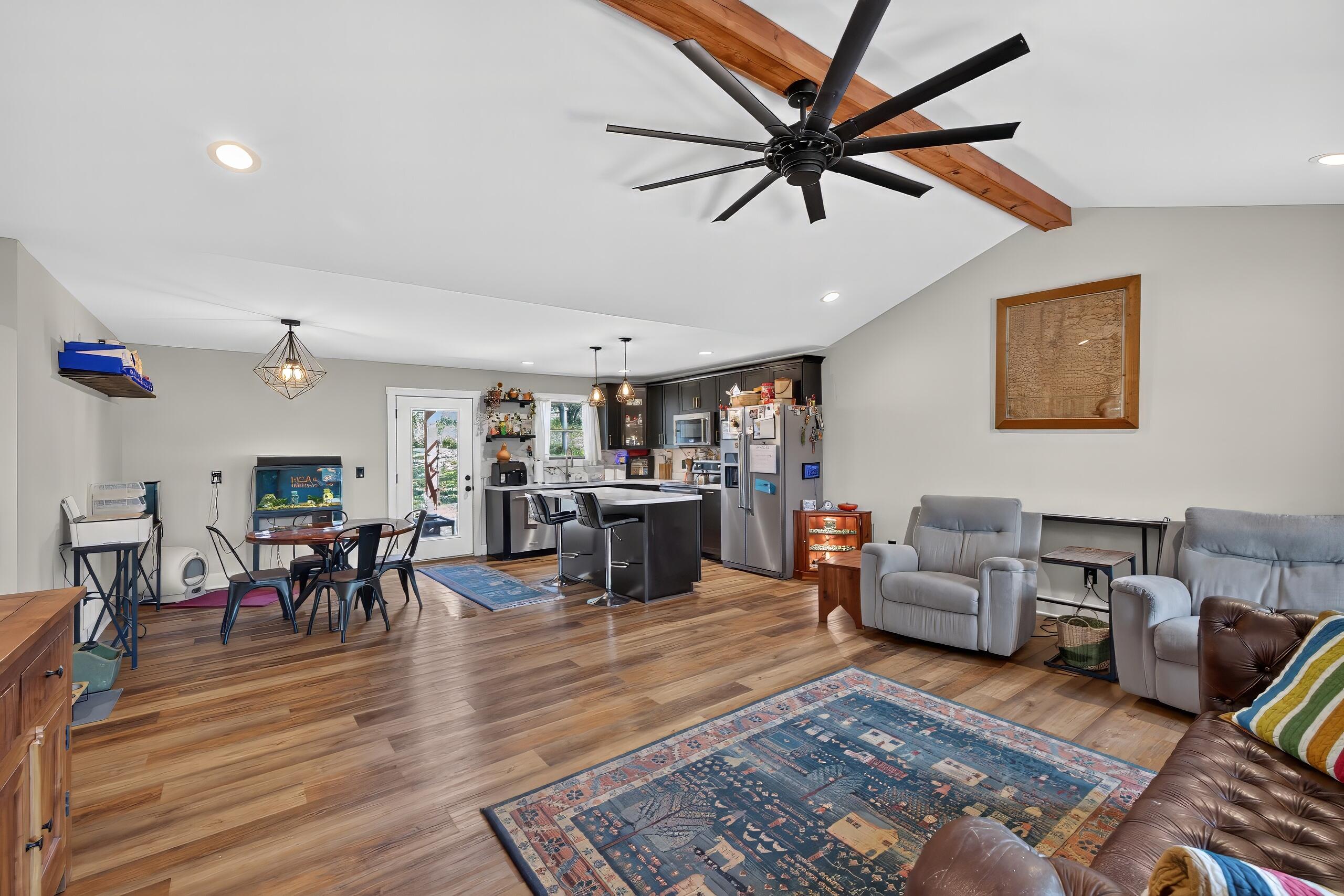 1394 Aaron Barnett Road Property Photo 3