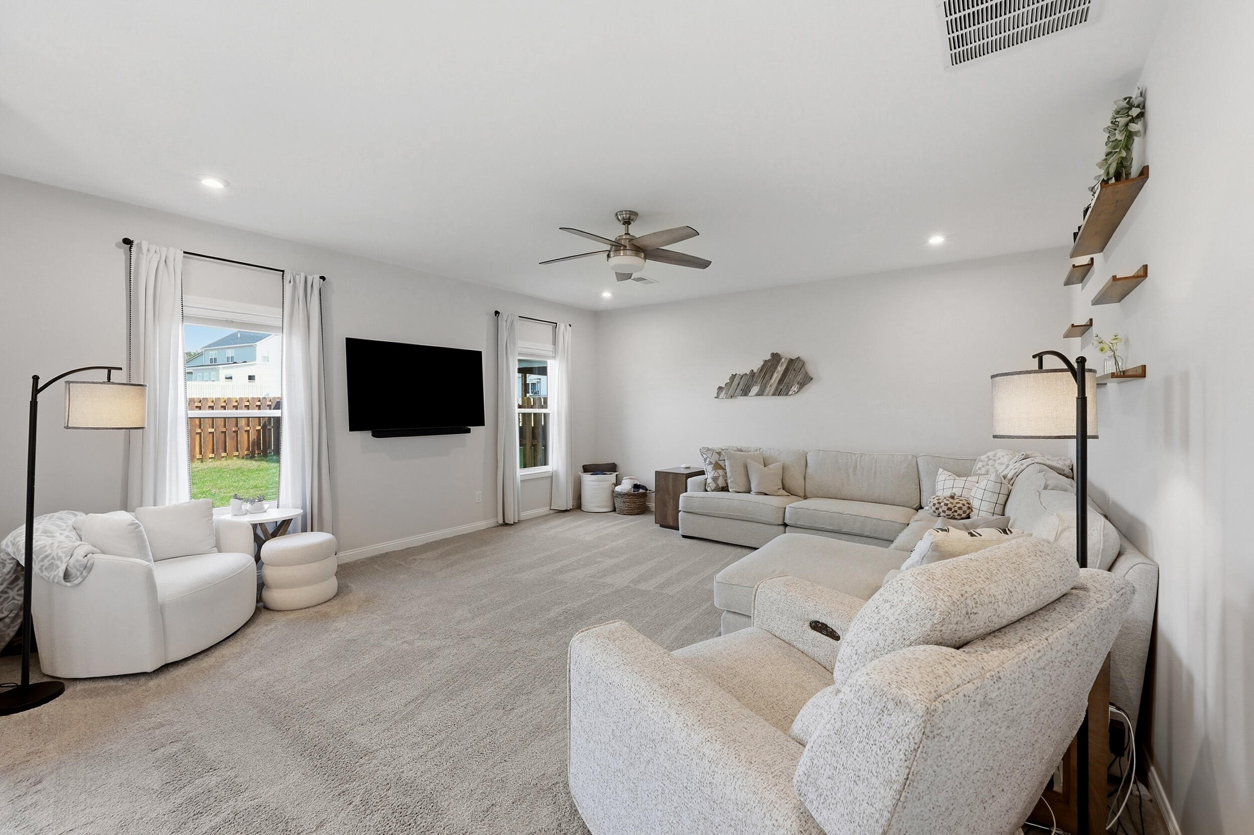 448 Friendly Avenue Property Photo 15