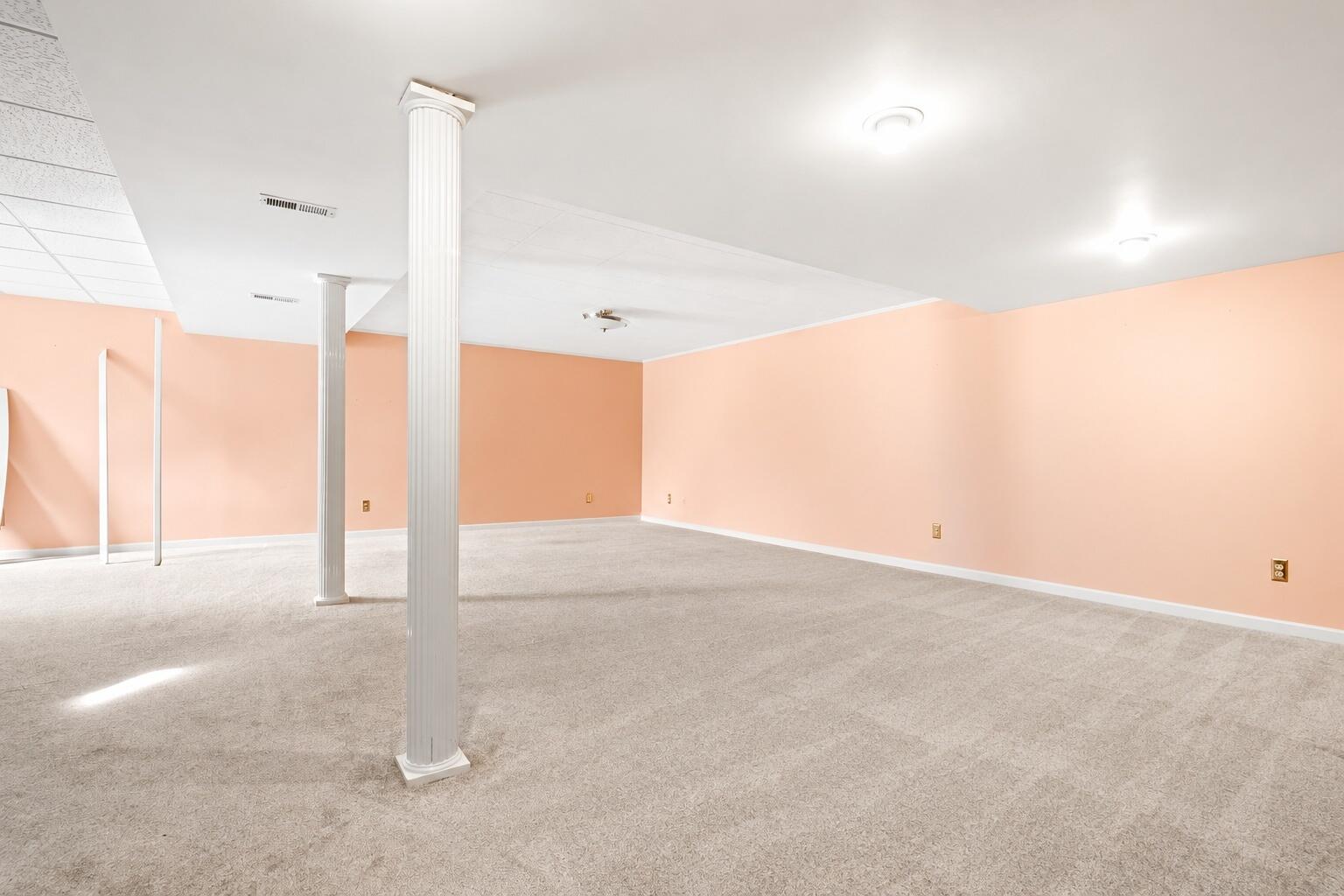 3000 Warm Springs Drive Property Photo 24