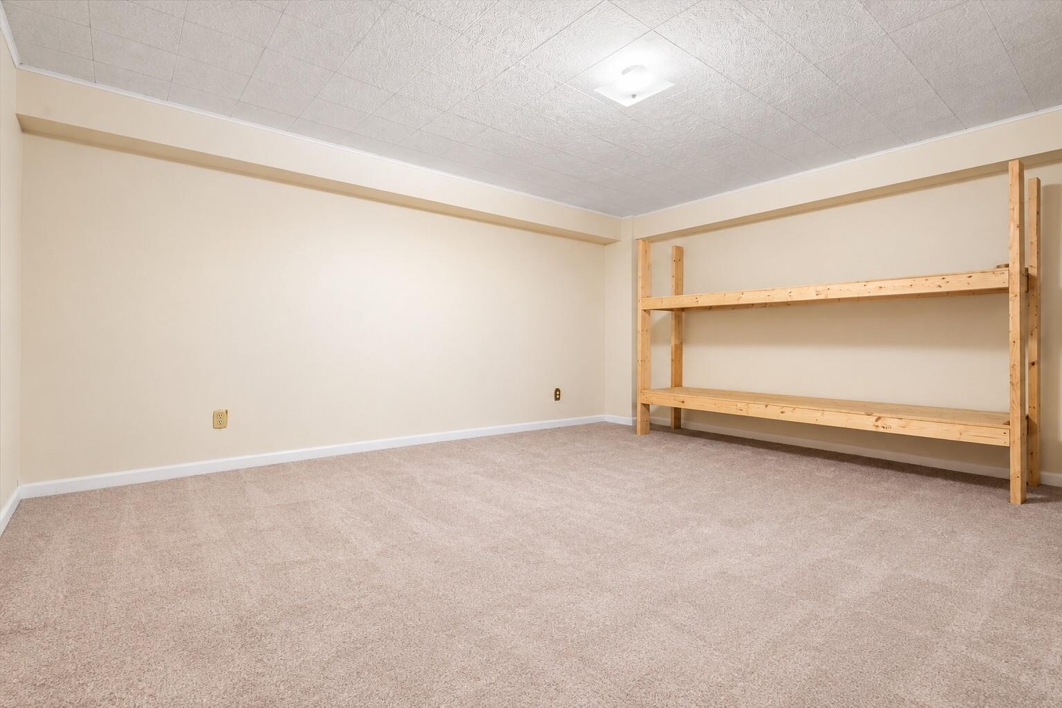 3000 Warm Springs Drive Property Photo 26