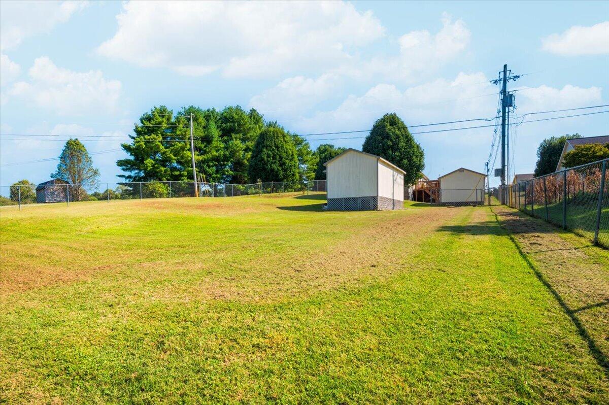 3000 Warm Springs Drive Property Photo 34