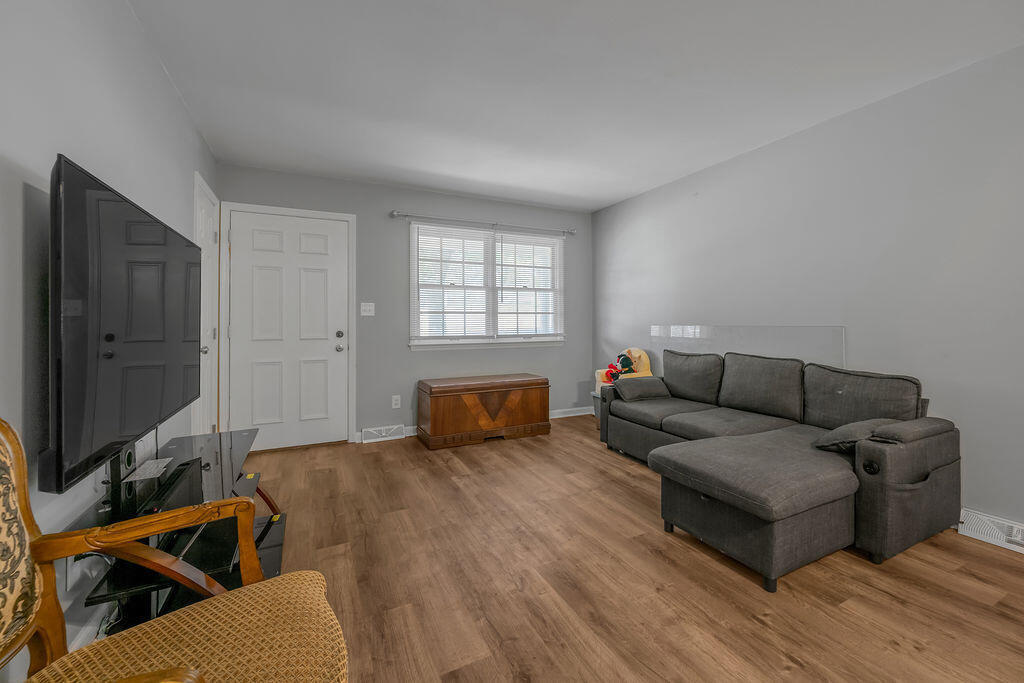103 John Street 2 Property Photo 5