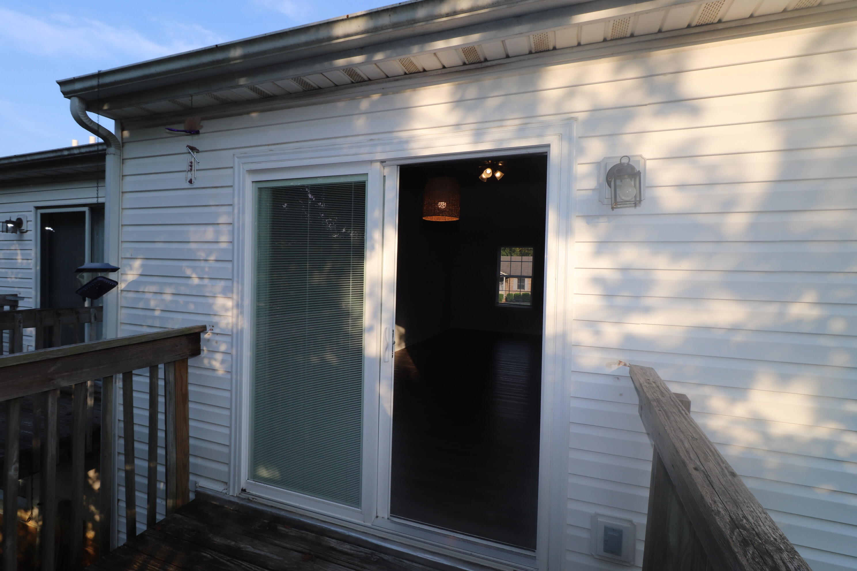 320 Lakeview Drive Property Photo 7