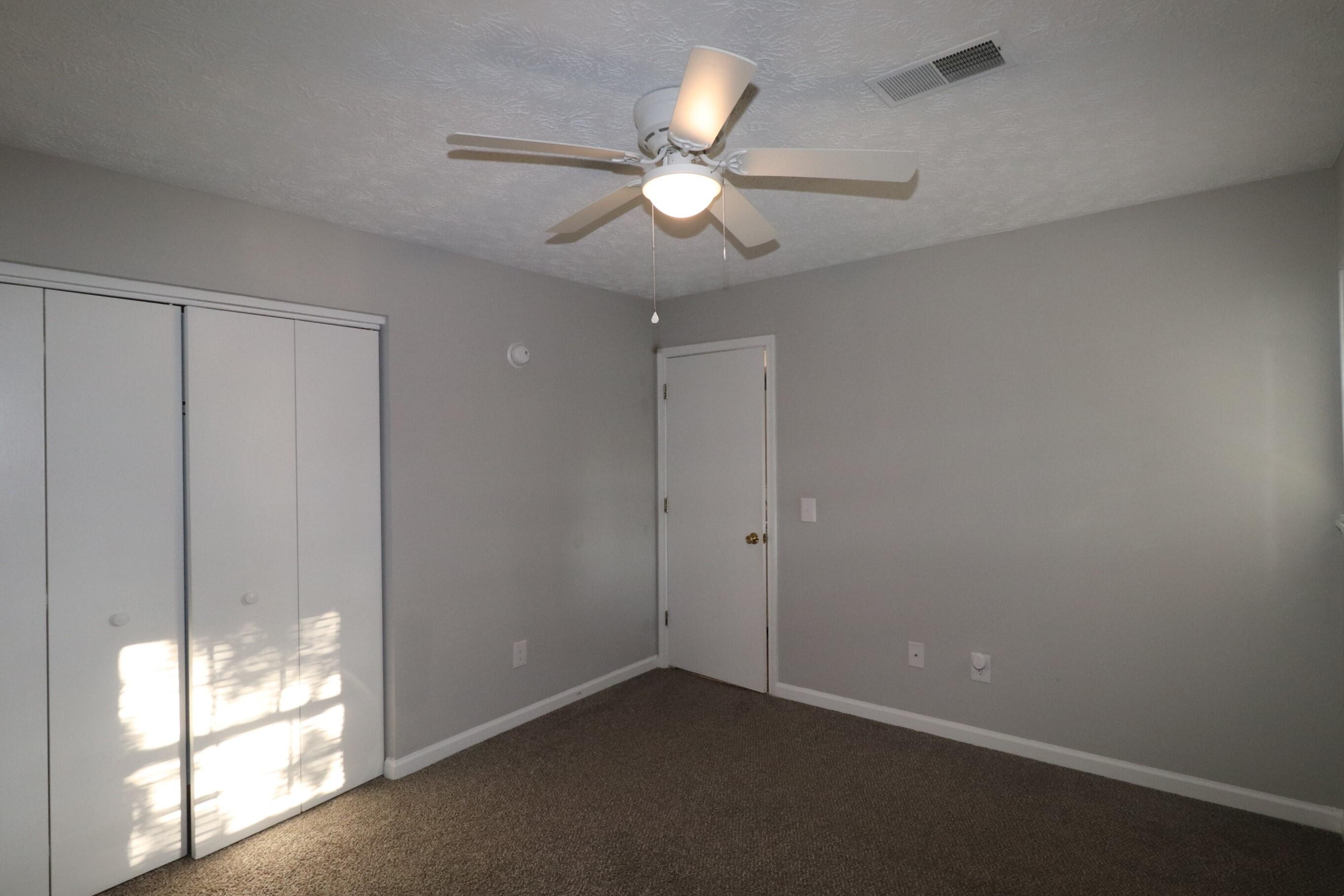320 Lakeview Drive Property Photo 13