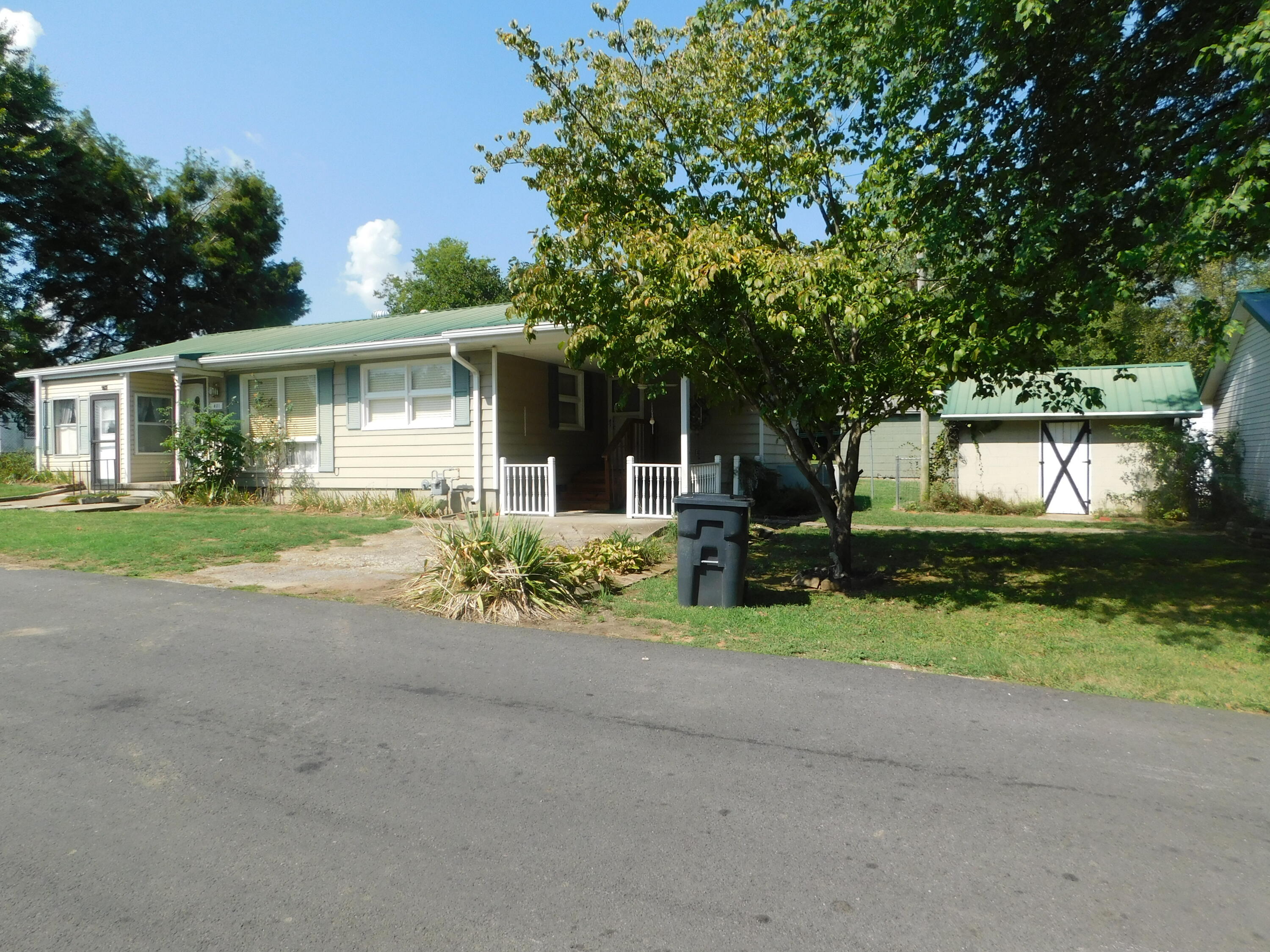 401 Nichols Street Property Photo 3