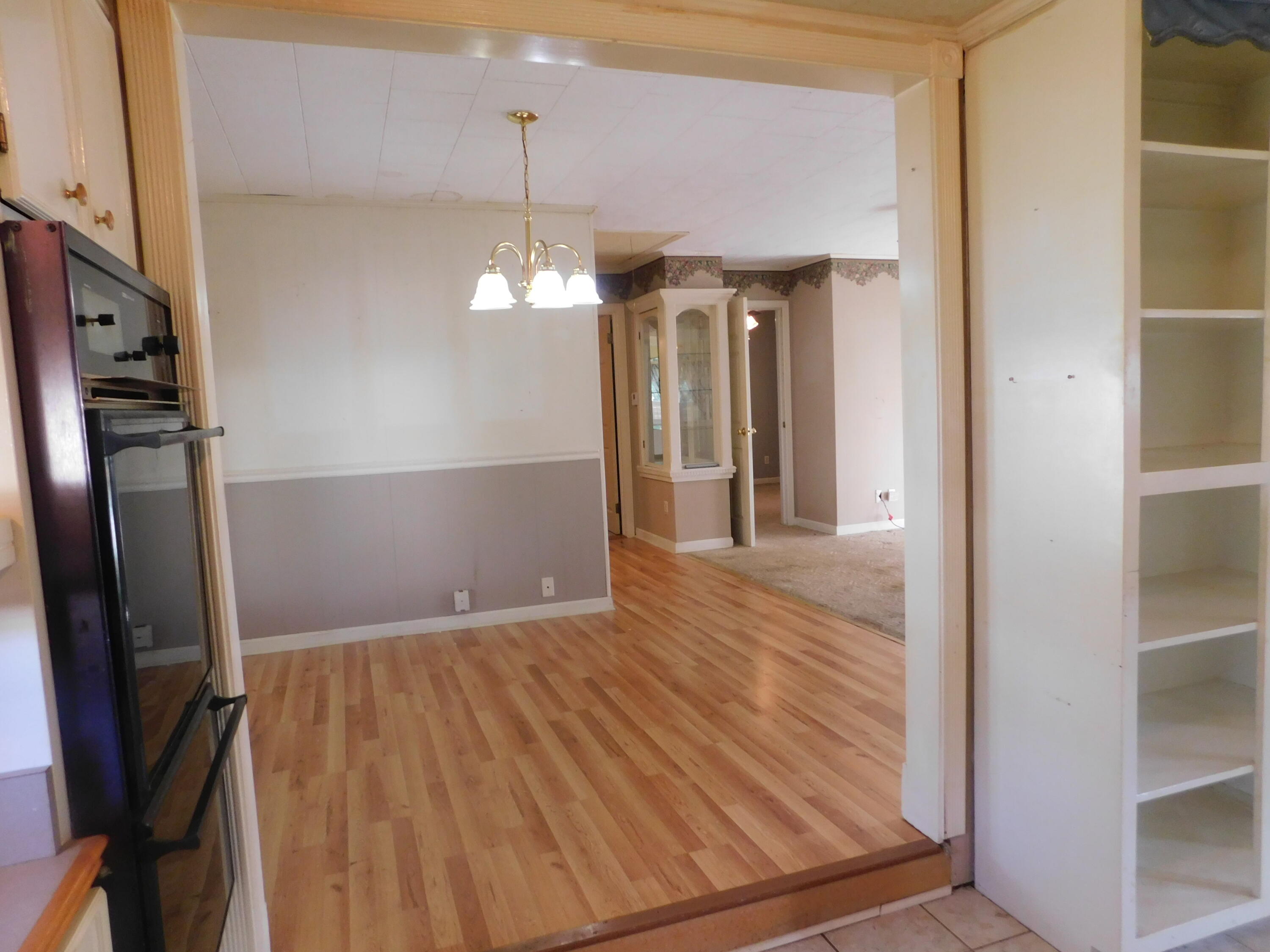 401 Nichols Street Property Photo 15
