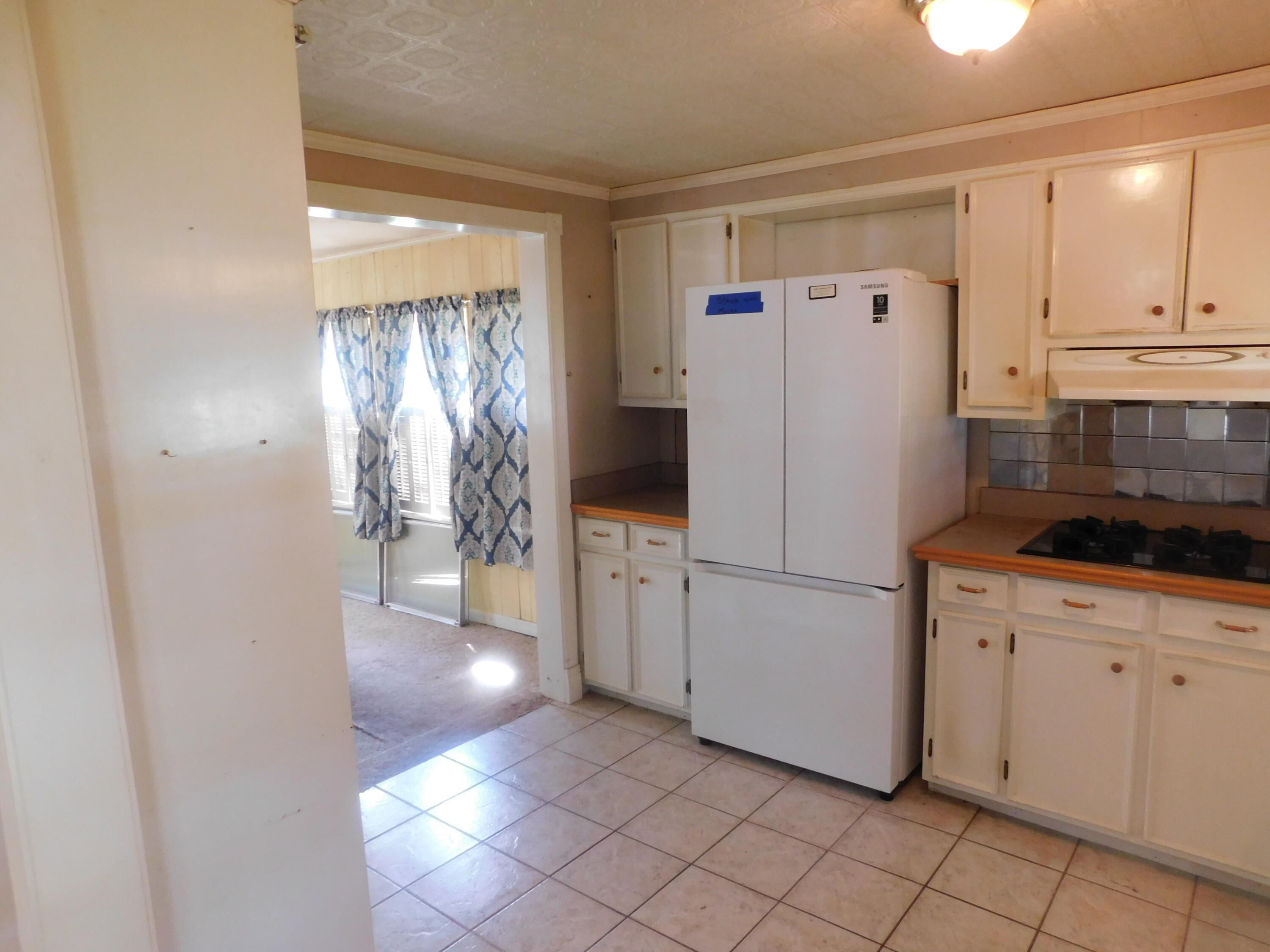 401 Nichols Street Property Photo 17