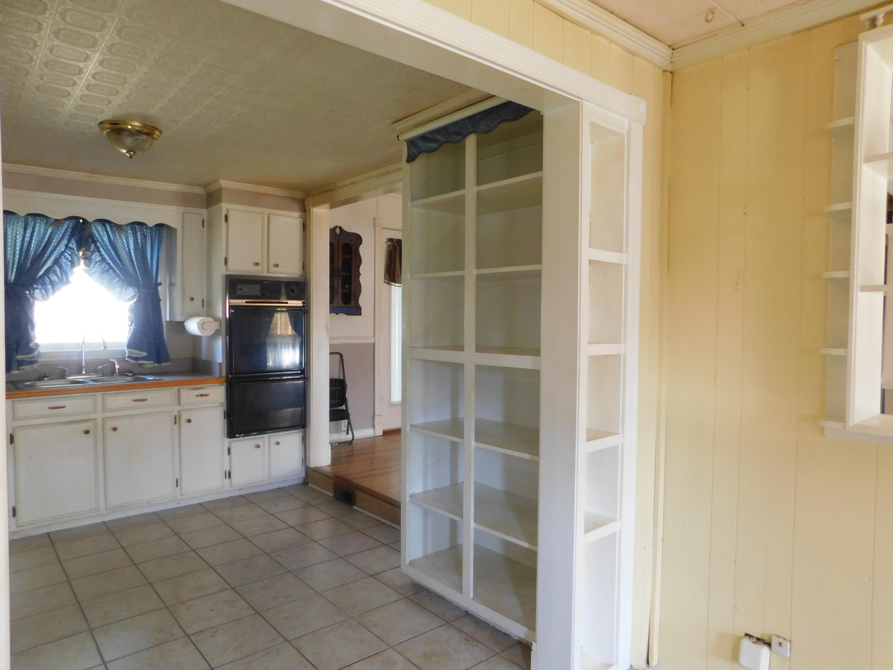 401 Nichols Street Property Photo 21