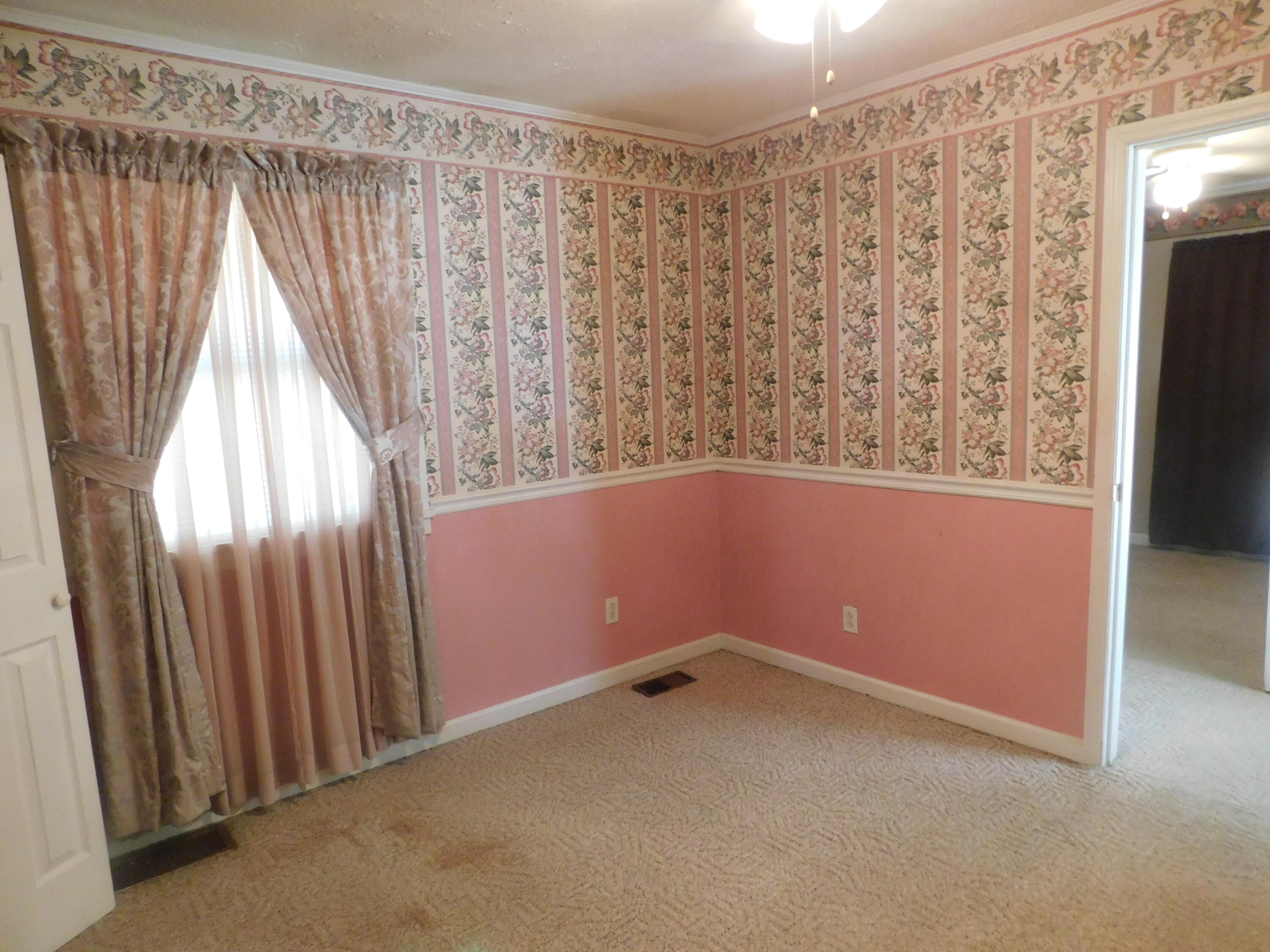 401 Nichols Street Property Photo 35