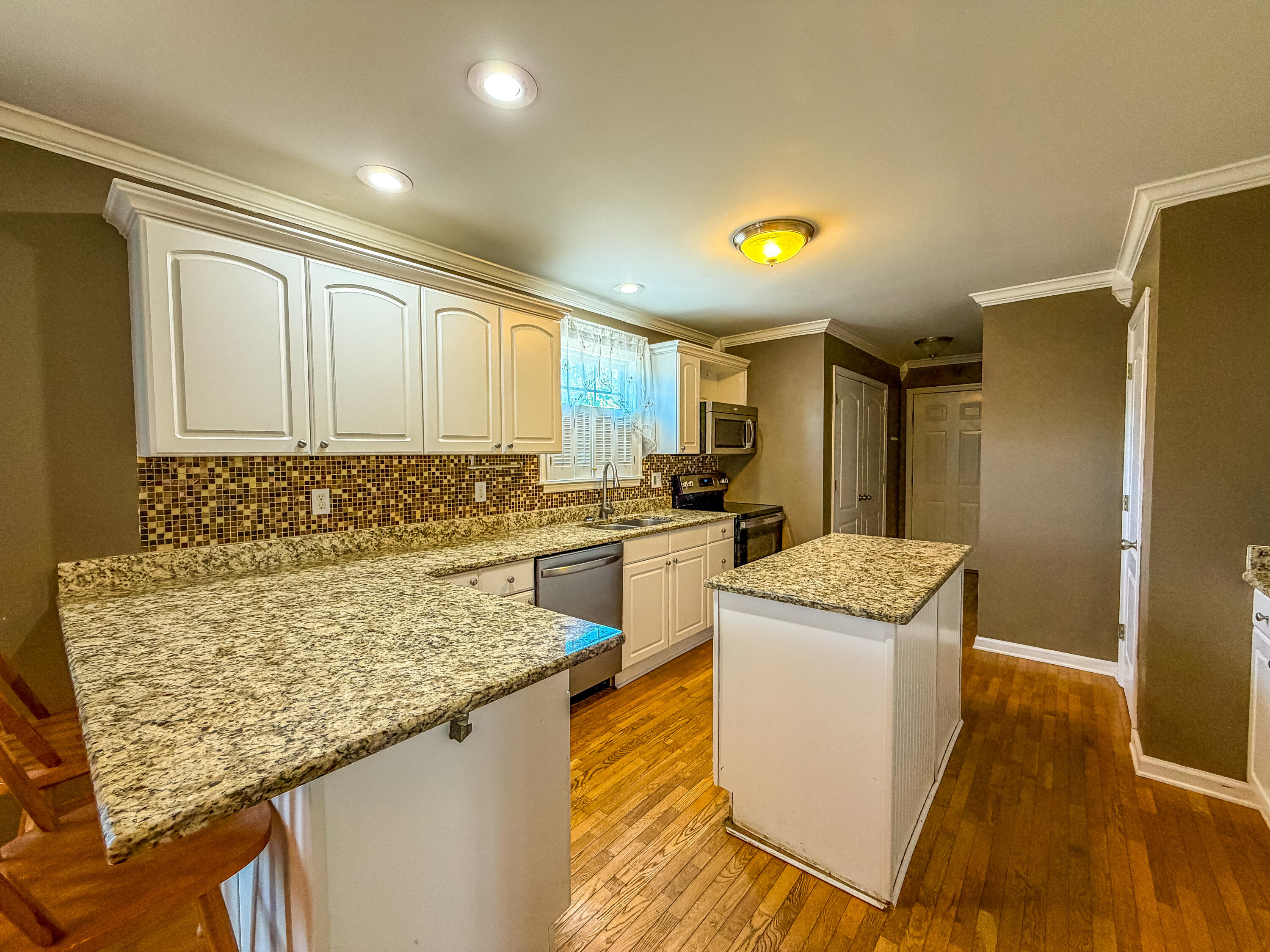 163 Herchel Road Property Photo 16