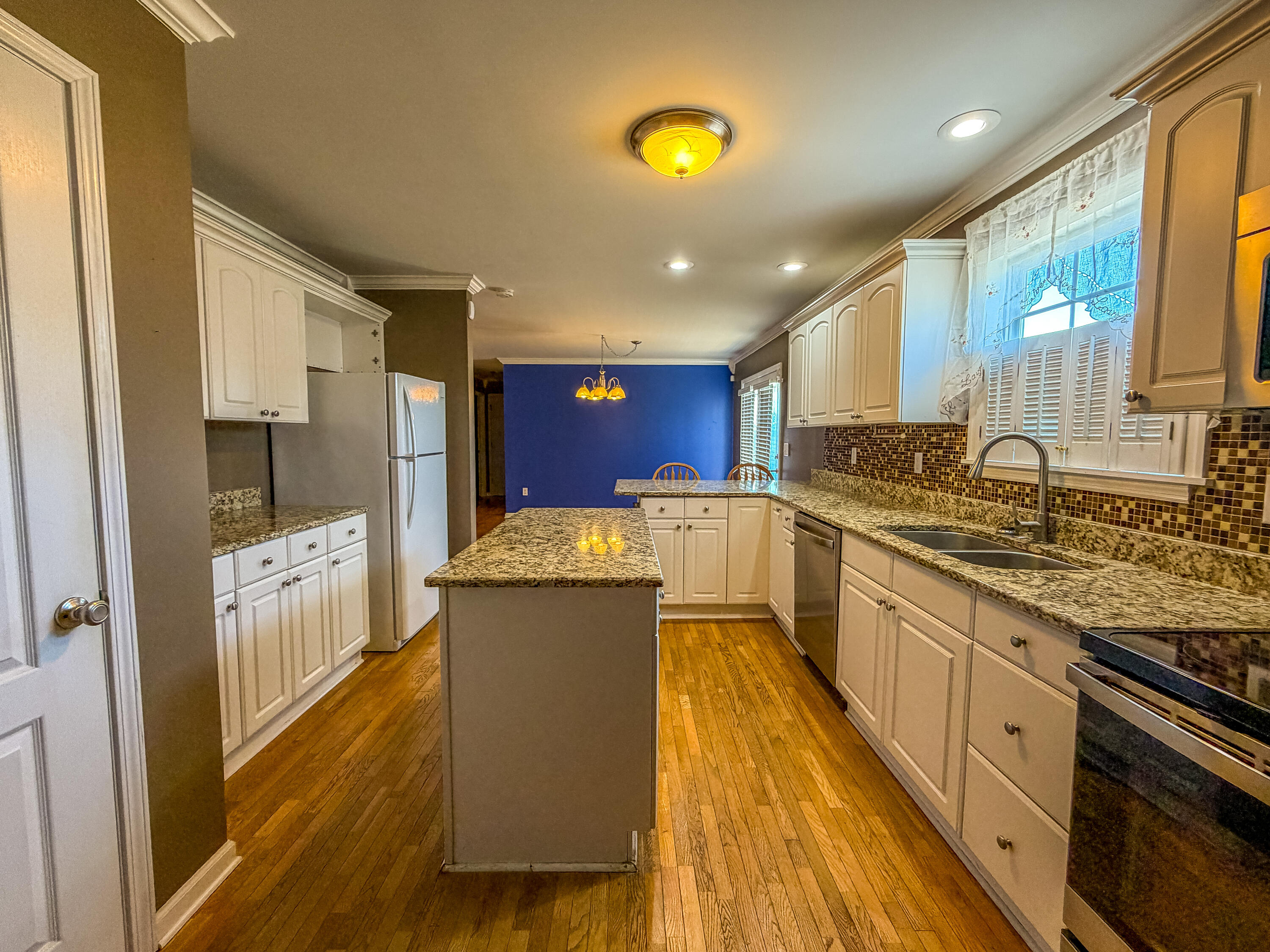 163 Herchel Road Property Photo 17