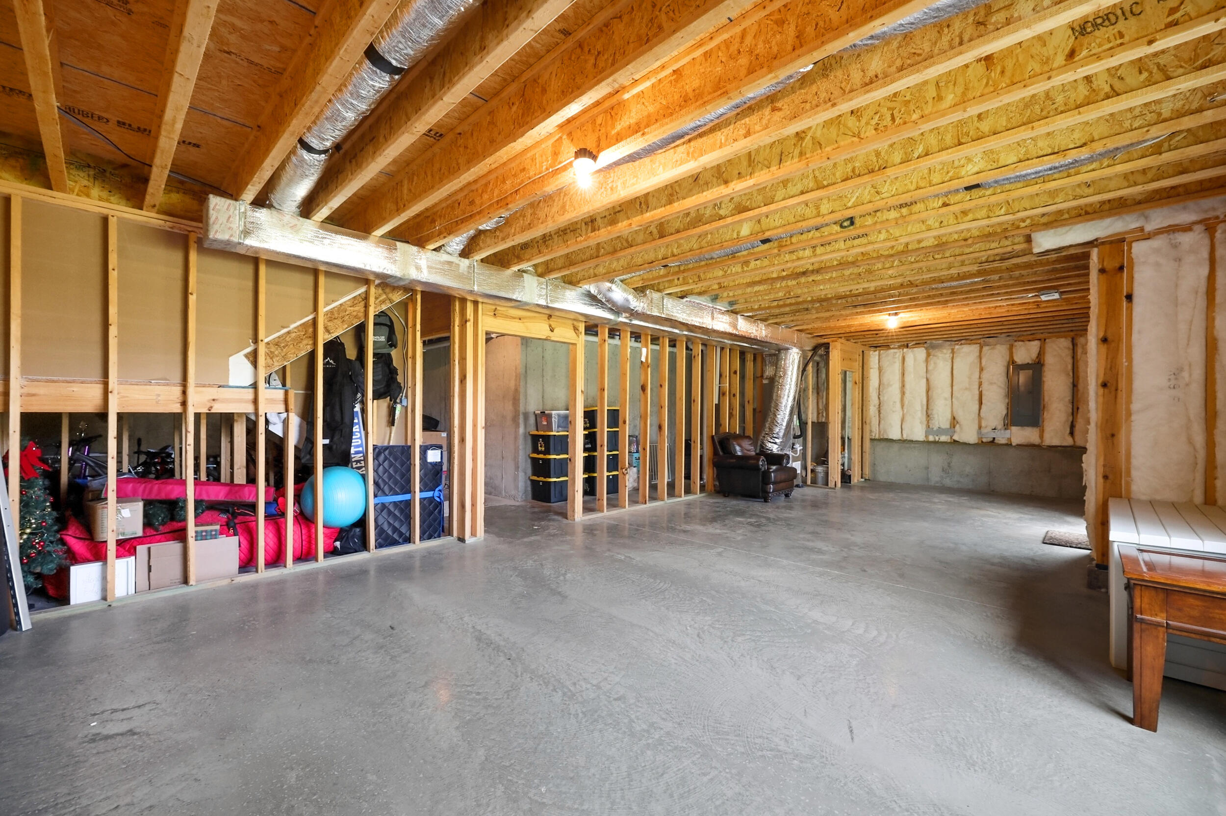 141 Meadowcrest Drive Property Photo 40