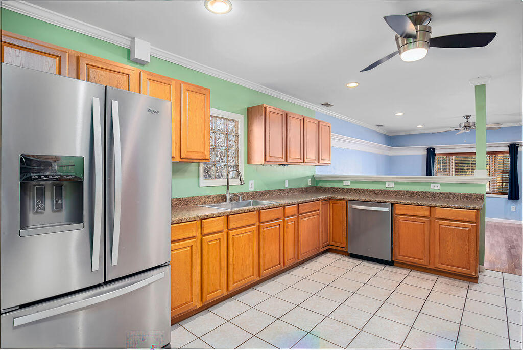 109 Fairlawn Avenue Property Photo 14