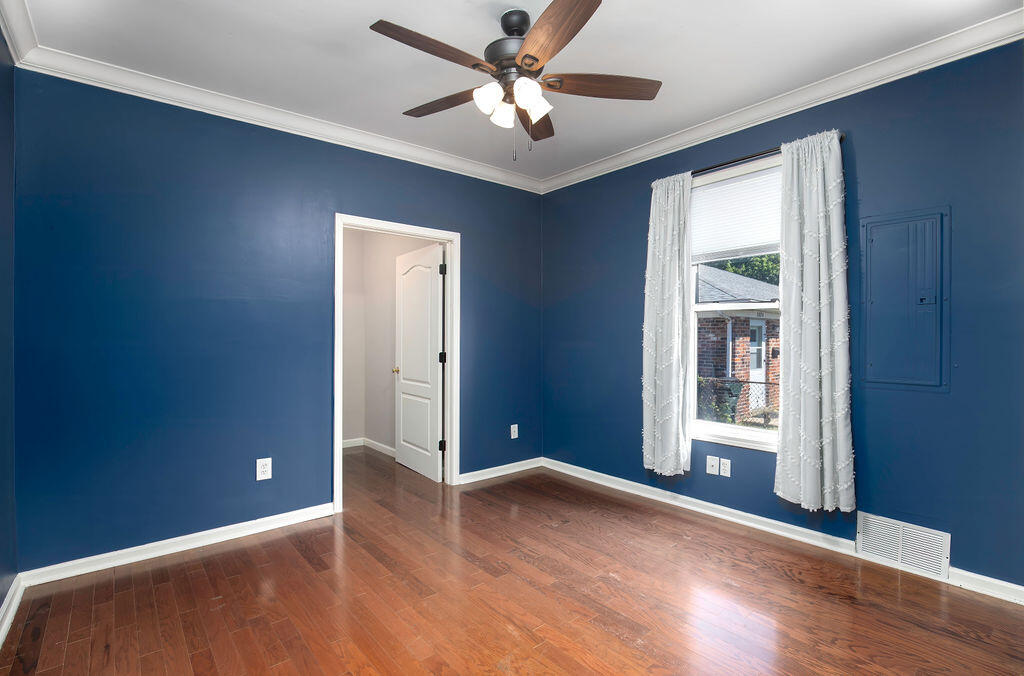109 Fairlawn Avenue Property Photo 18