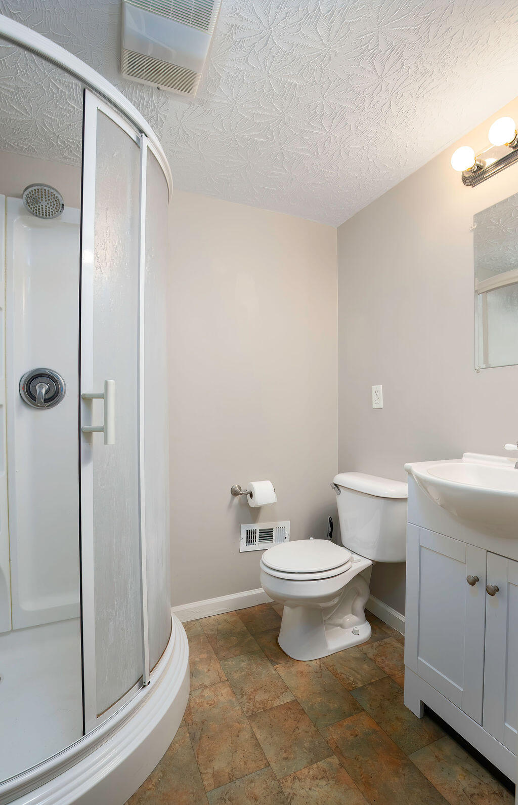 109 Fairlawn Avenue Property Photo 30