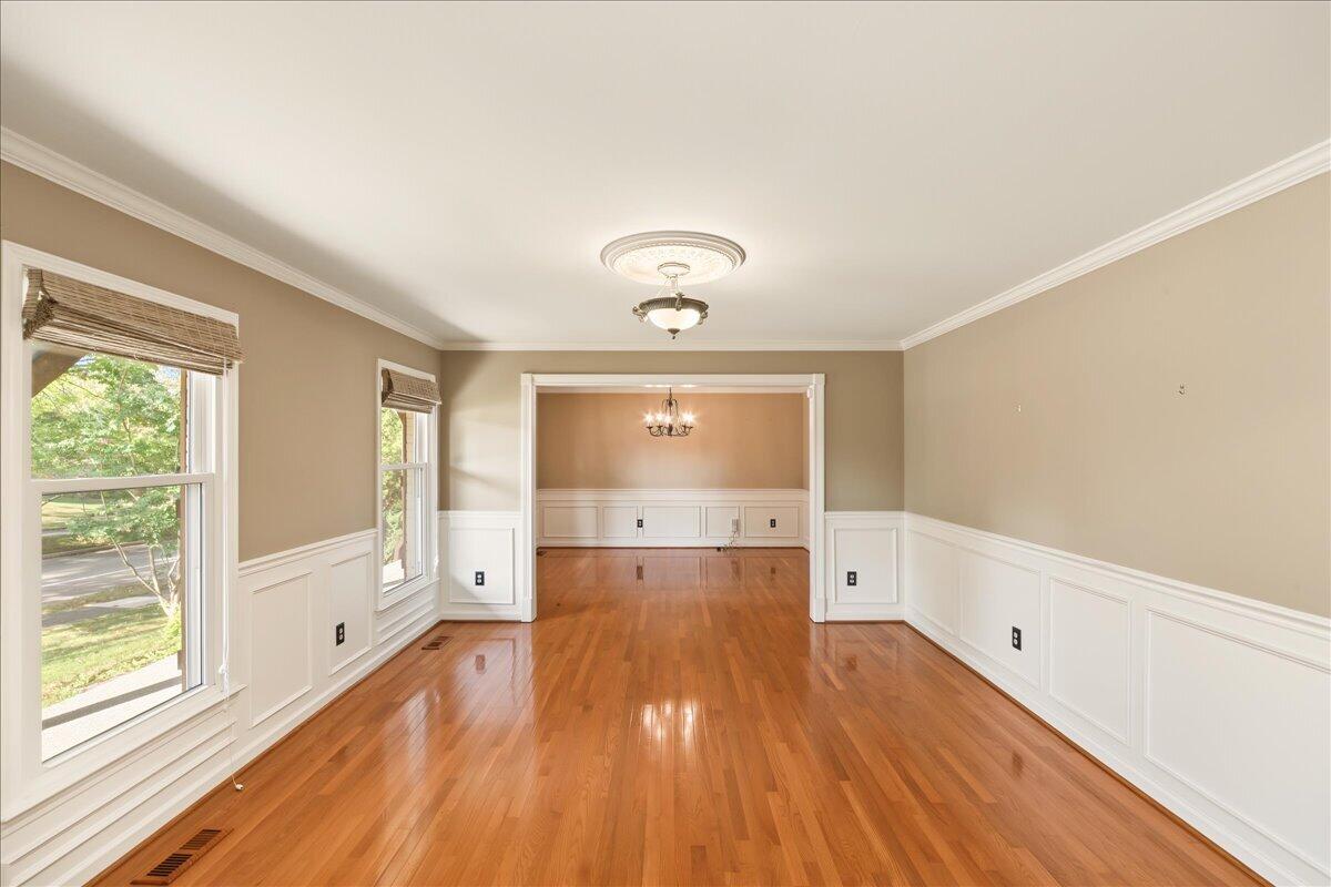 2501 Abbeywood Place Property Photo 8