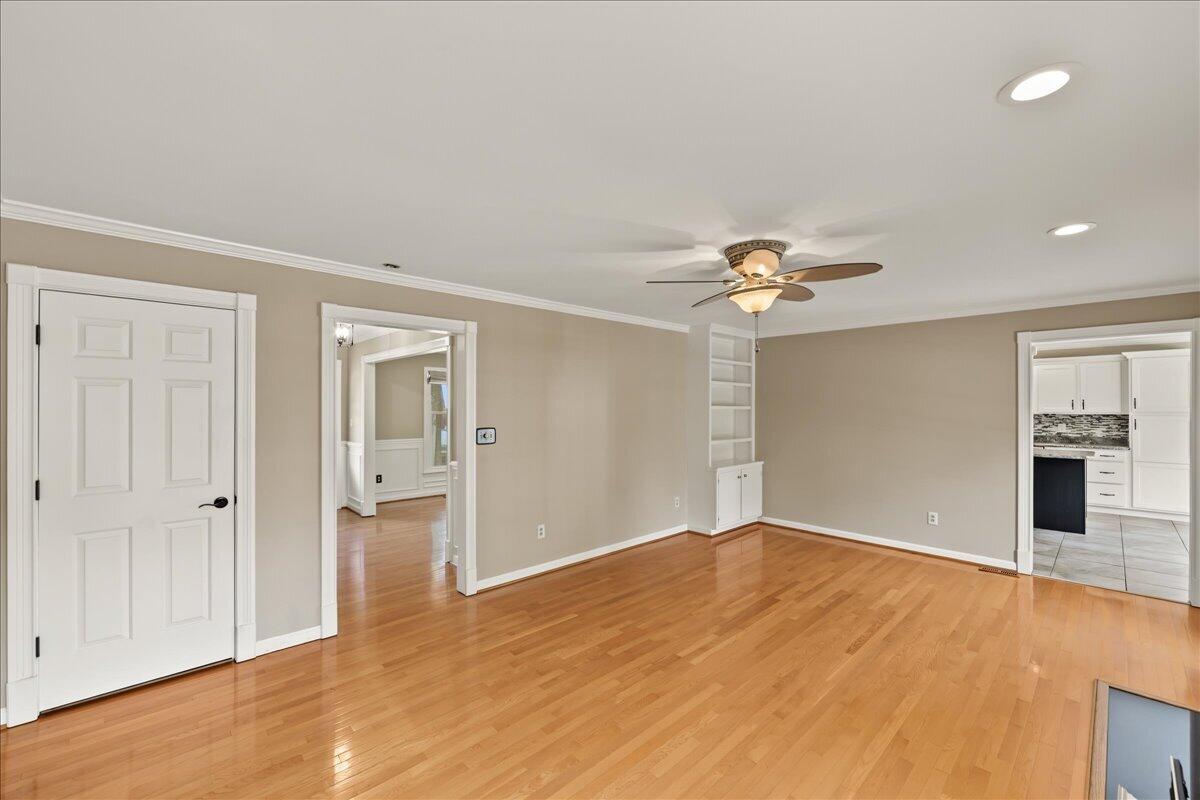 2501 Abbeywood Place Property Photo 16