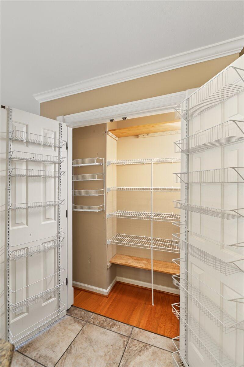2501 Abbeywood Place Property Photo 24