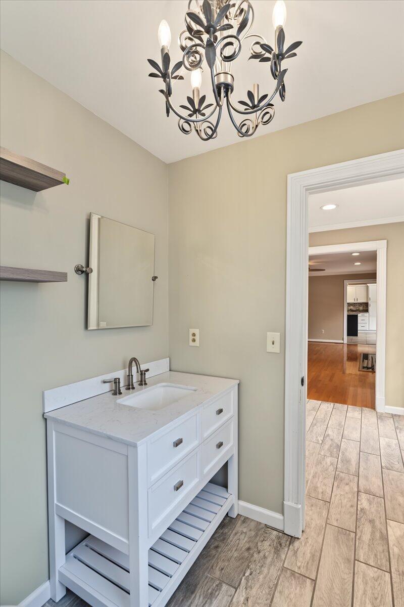 2501 Abbeywood Place Property Photo 30