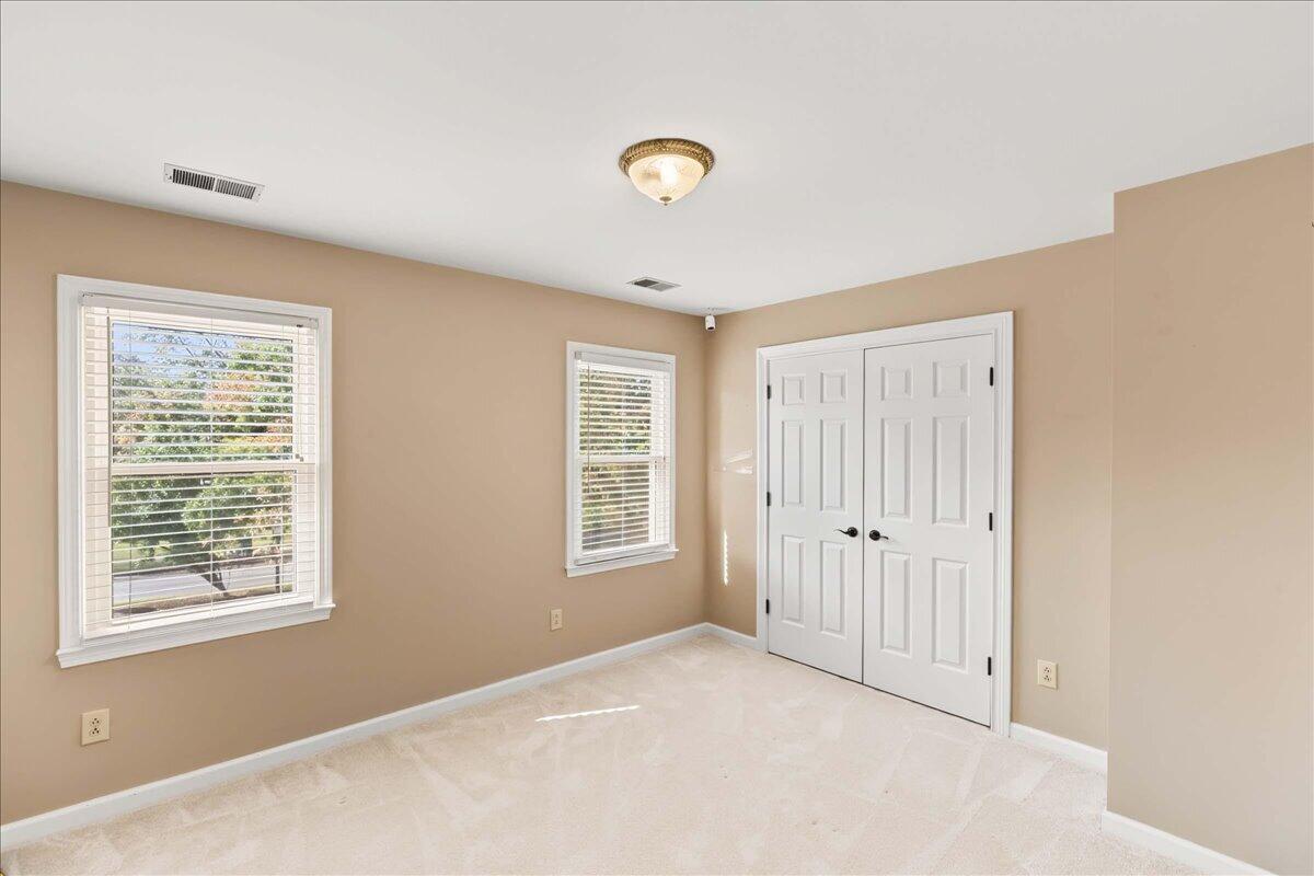2501 Abbeywood Place Property Photo 32