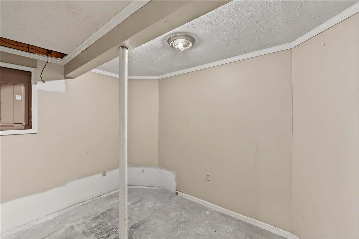 2501 Abbeywood Place Property Photo 59