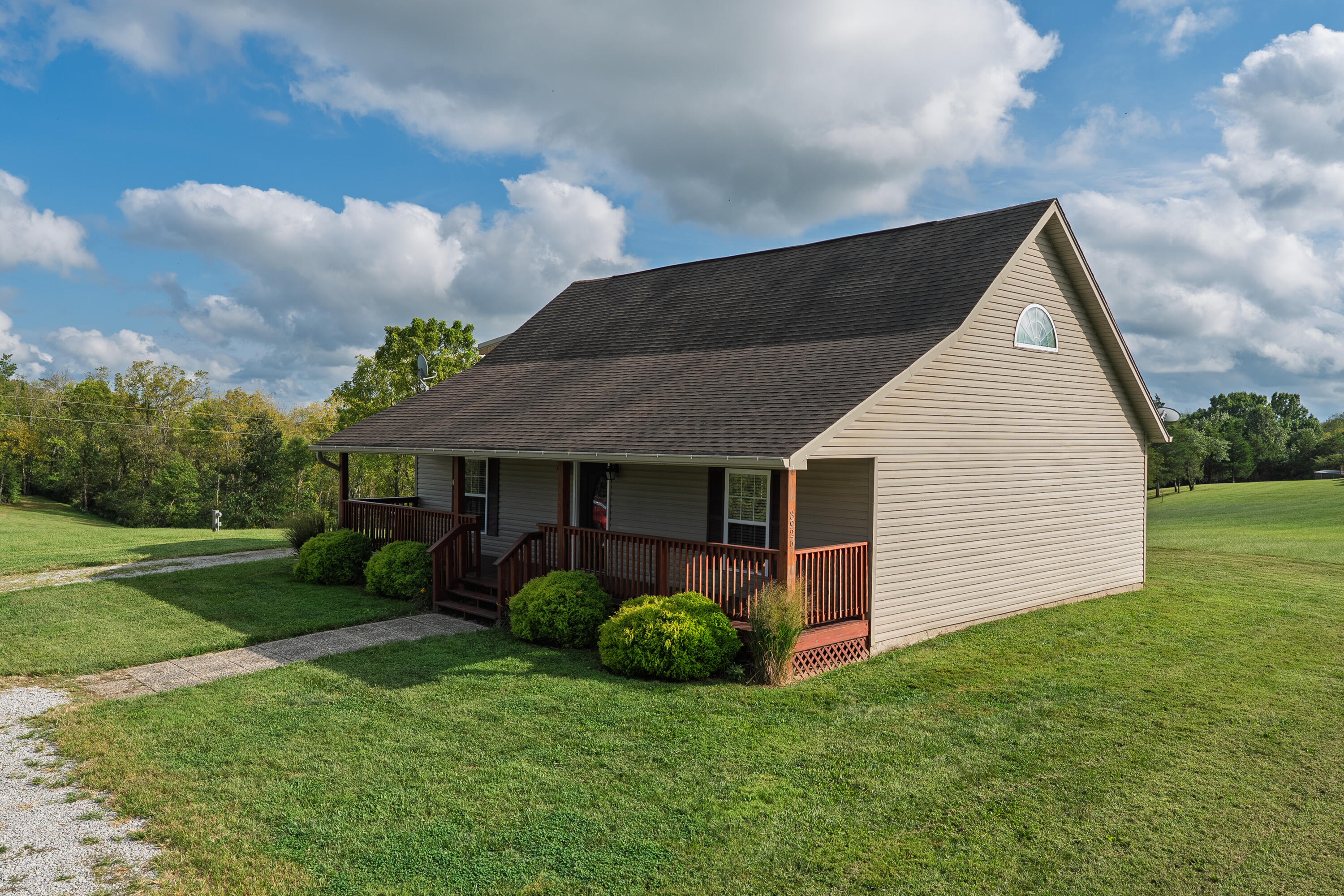 3926 Hogg Ridge Road Property Photo 2