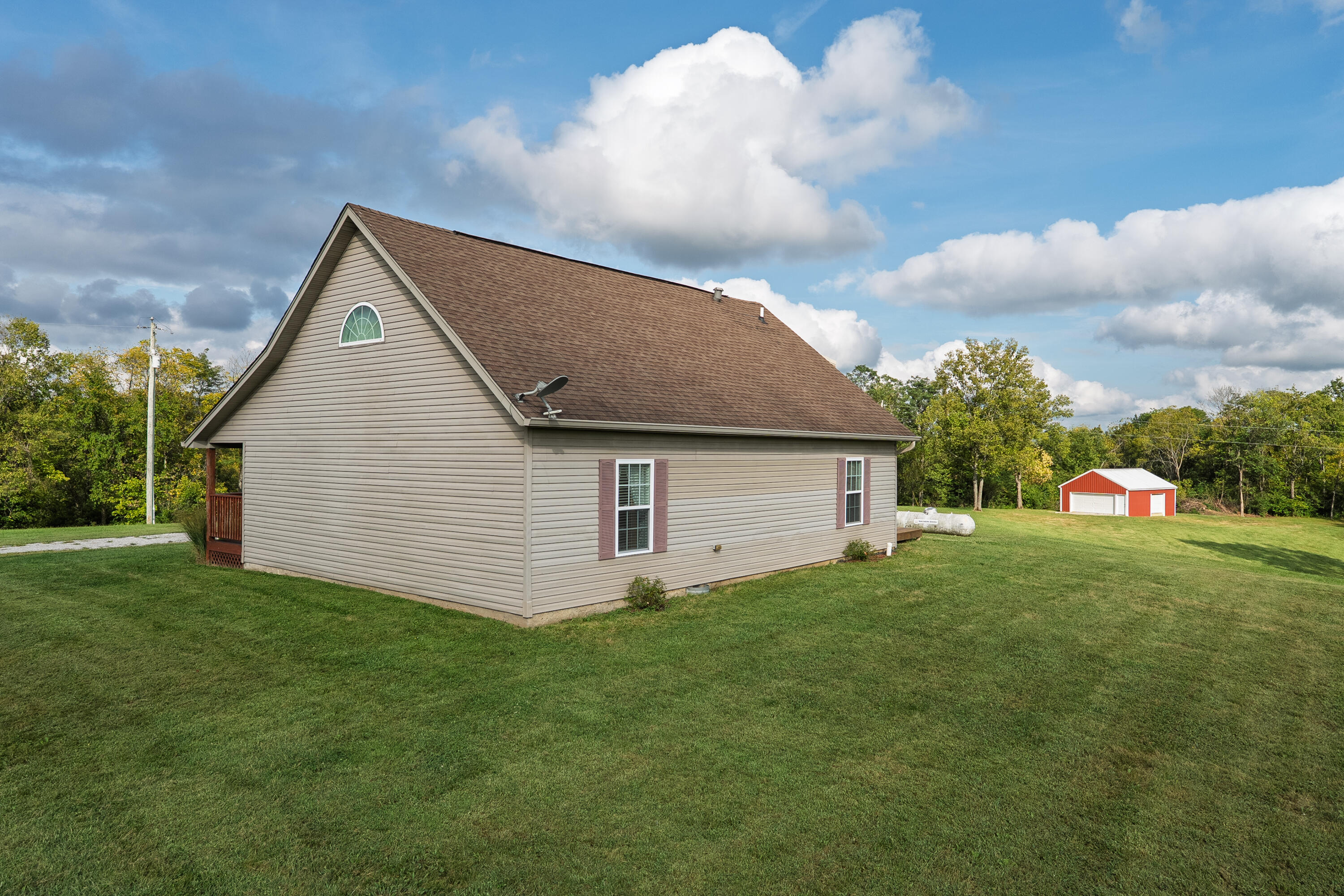 3926 Hogg Ridge Road Property Photo 3