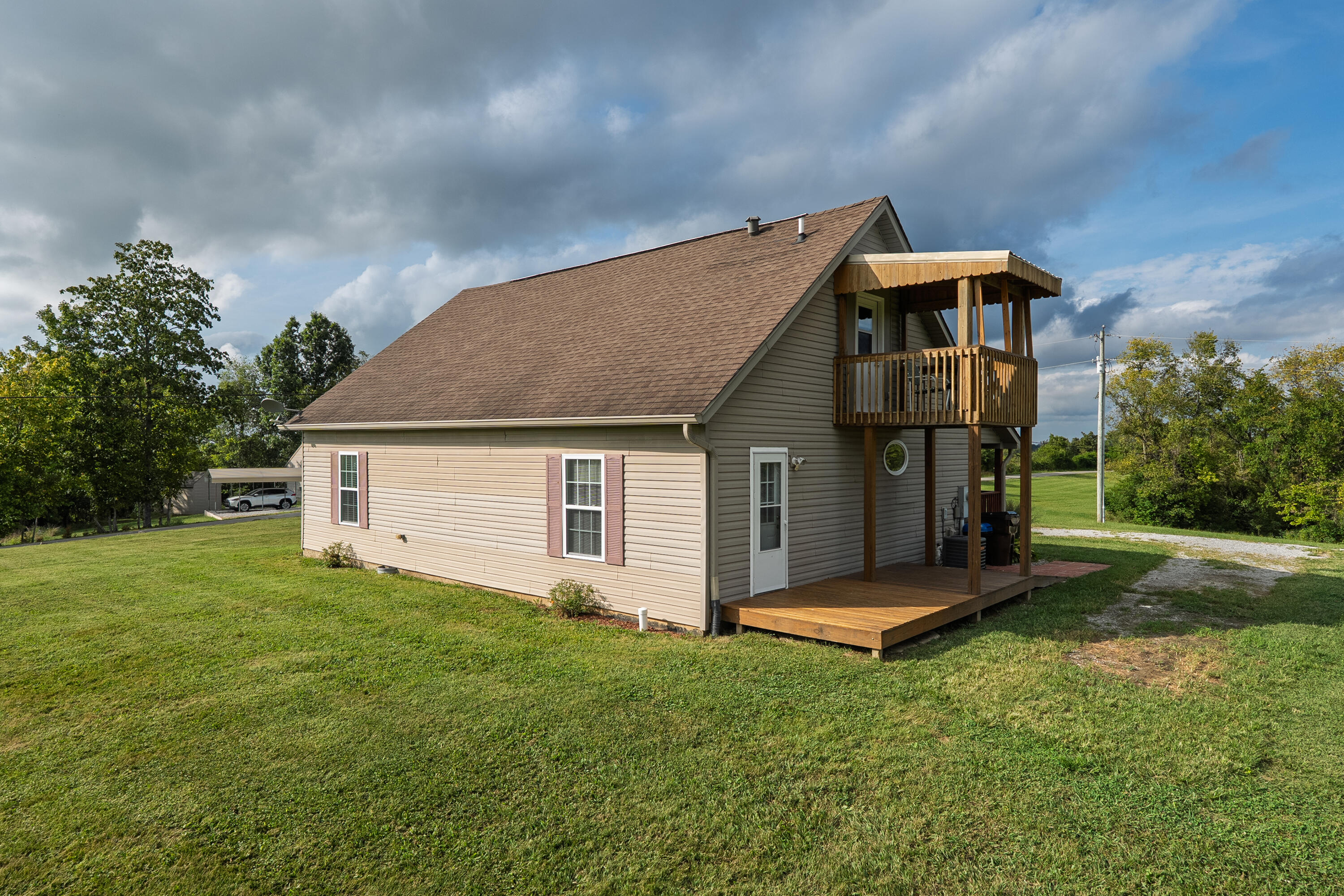3926 Hogg Ridge Road Property Photo 4