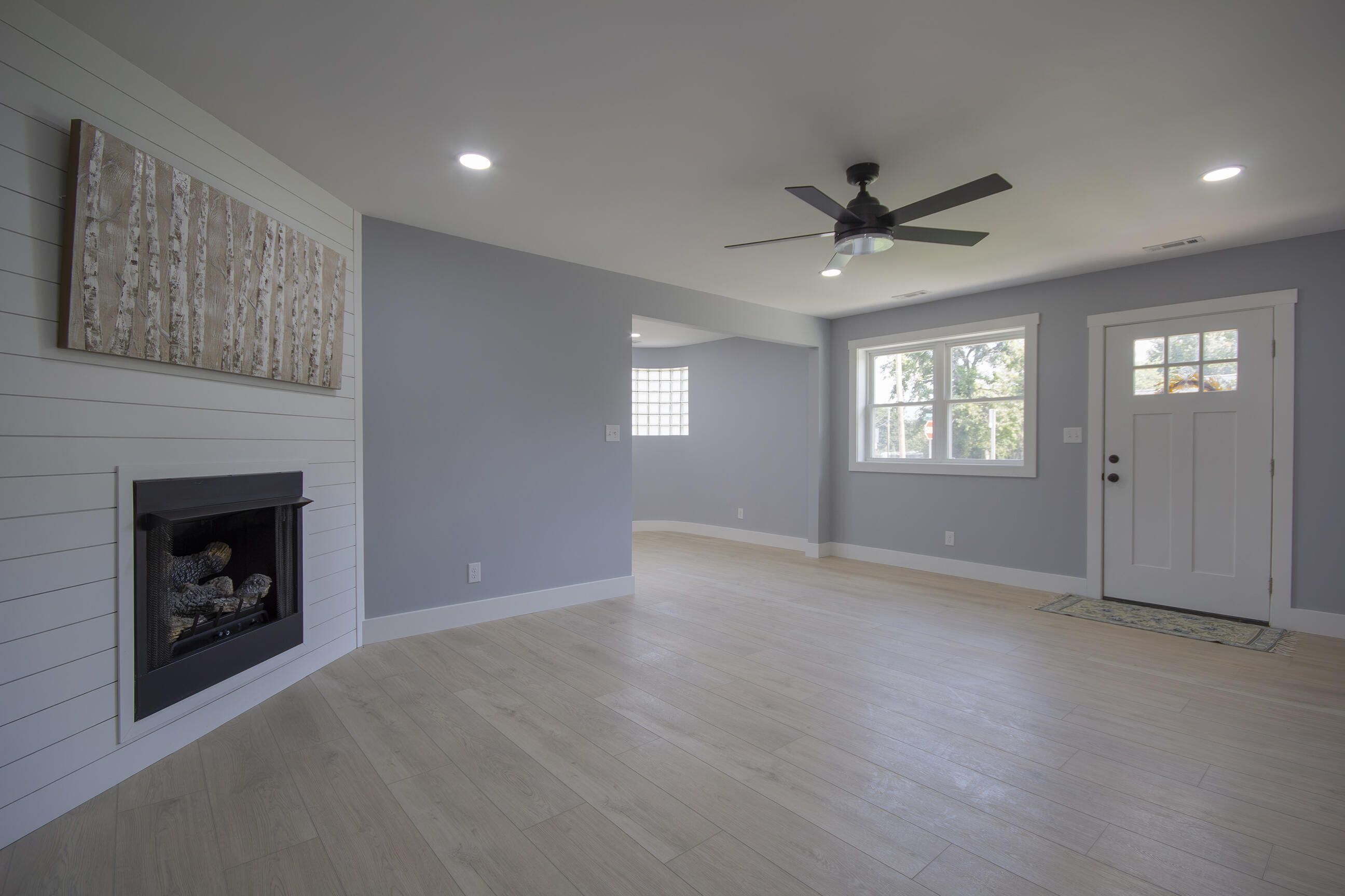 209 Wallace Lane Property Photo 4