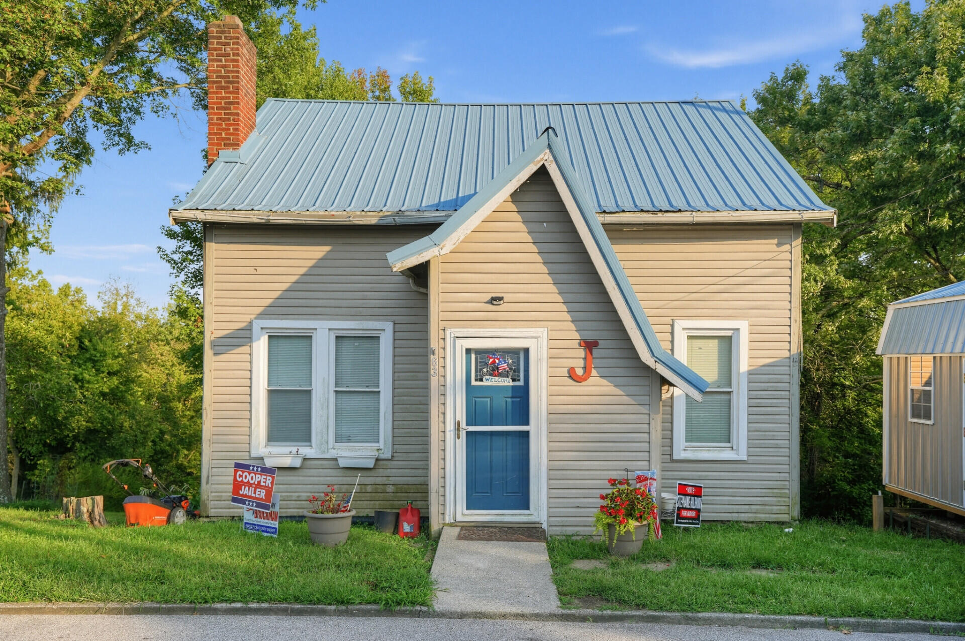 63 Bentley Court Property Photo 1