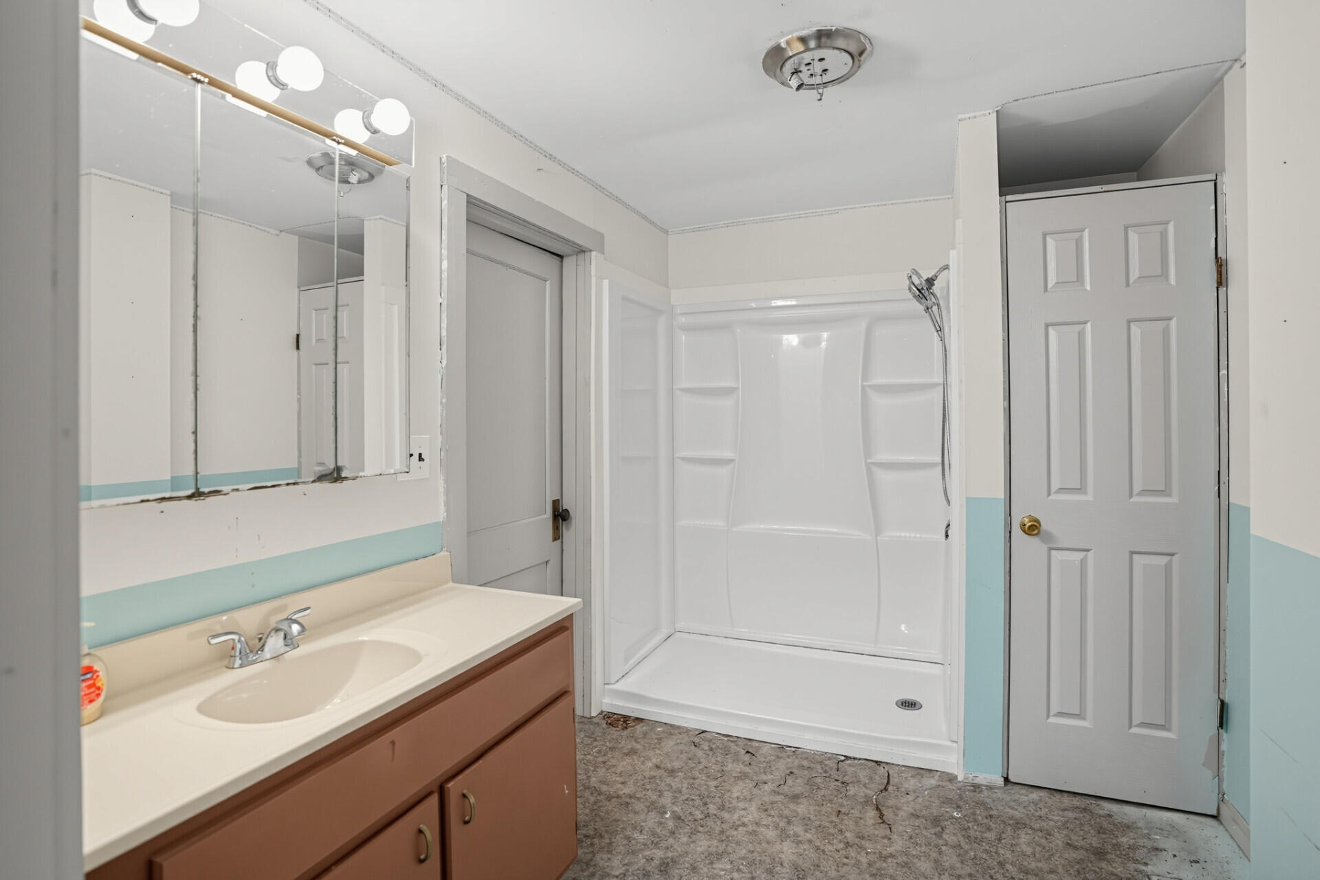 63 Bentley Court Property Photo 9