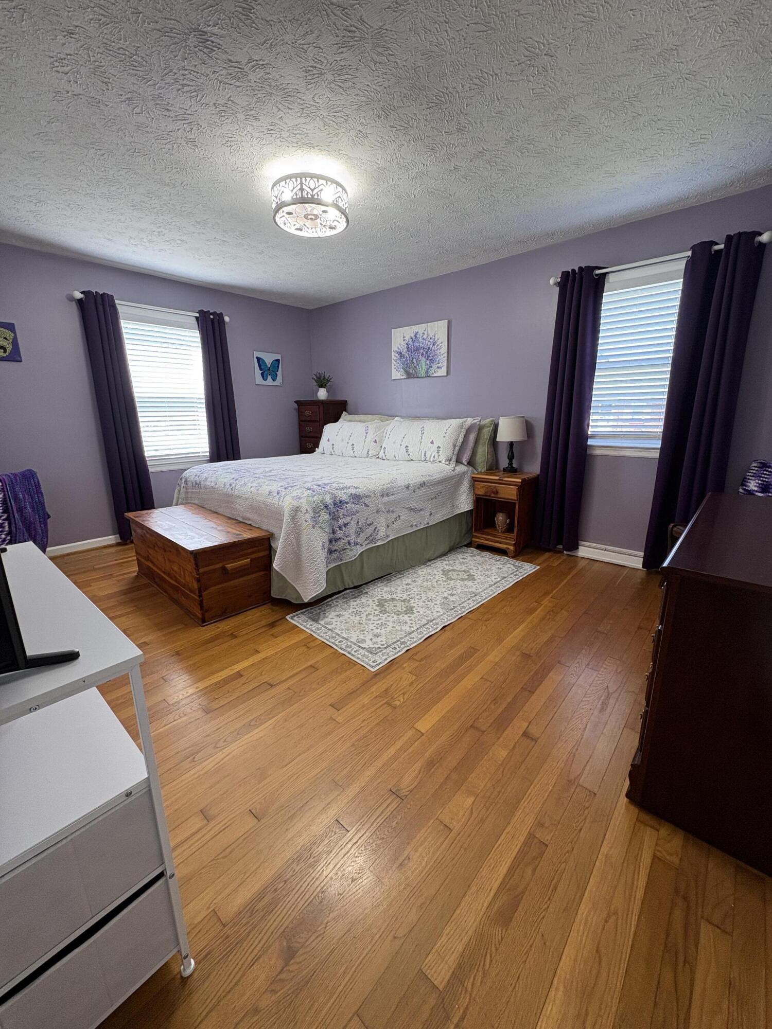 345 College Manor Property Photo 11