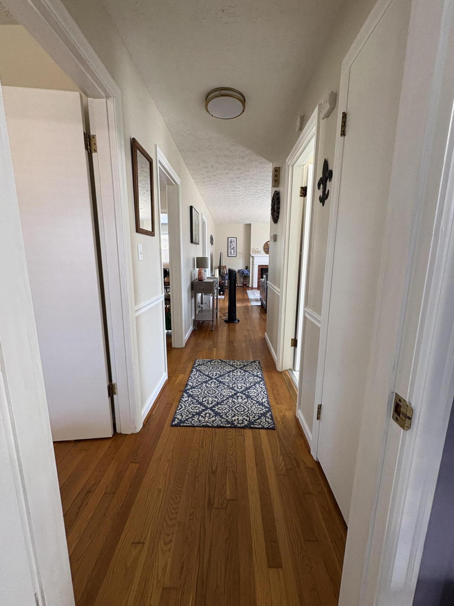345 College Manor Property Photo 18