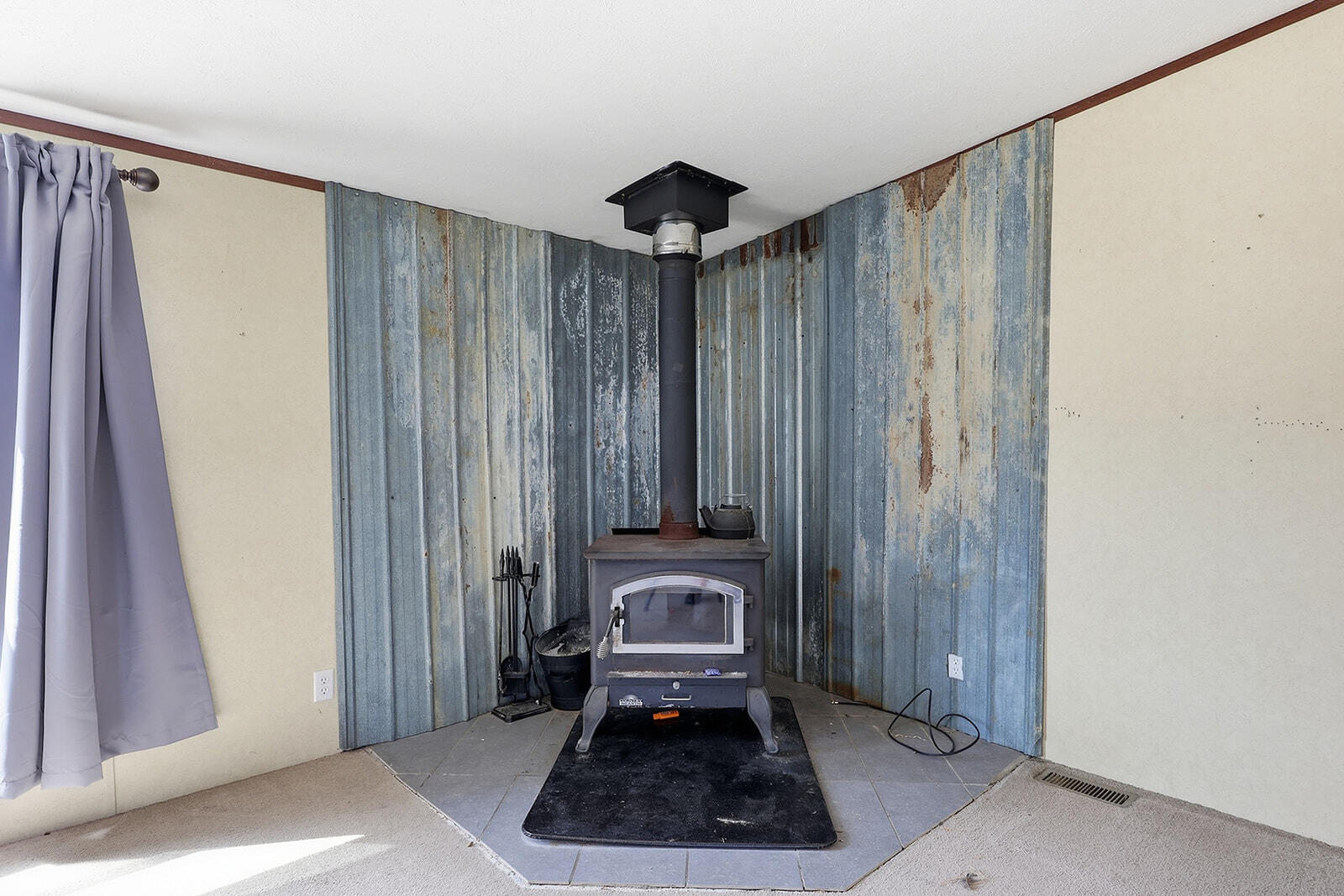 1250 Goshen Road Property Photo 6