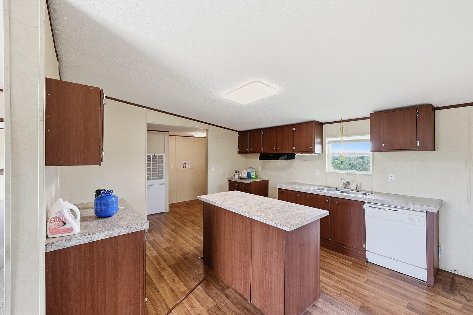 1250 Goshen Road Property Photo 11