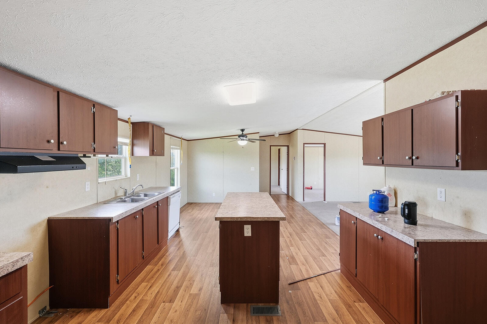 1250 Goshen Road Property Photo 13