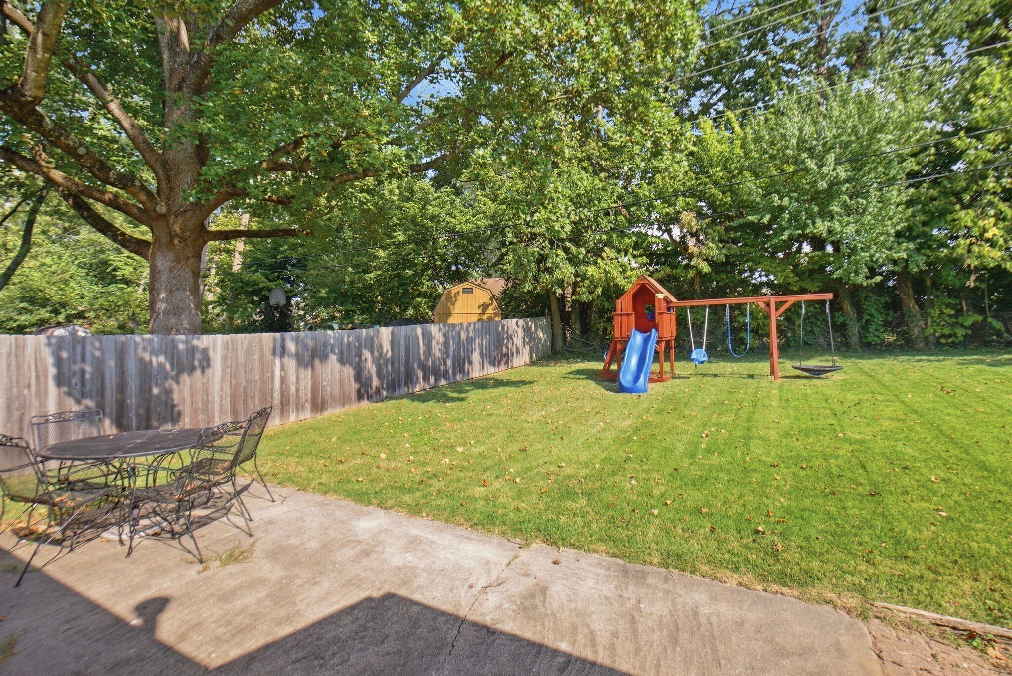 2168 Lansill Road Property Photo 32